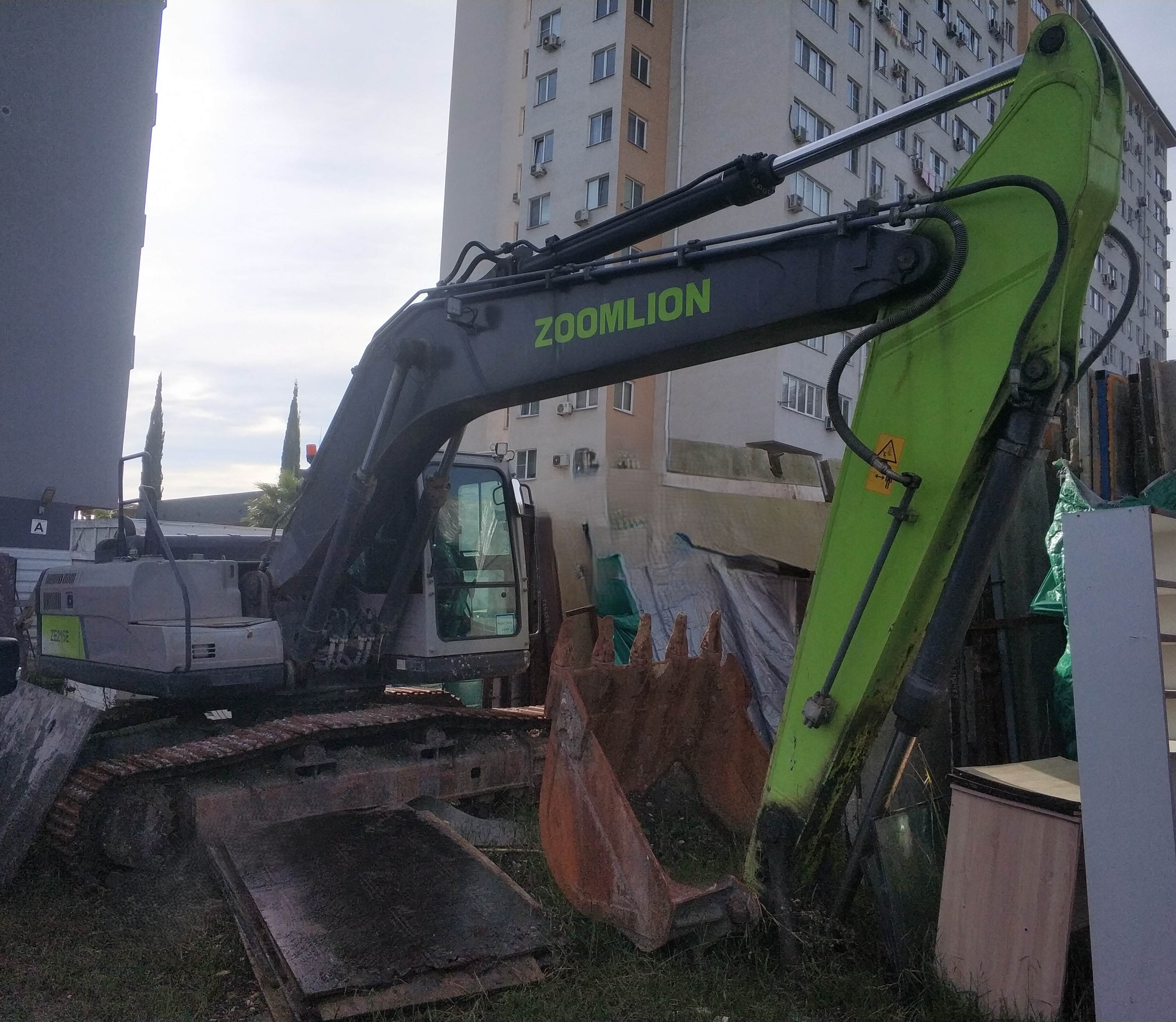 ZOOMLION ZE 215 Экскаватор — Б/У, 2022 г.