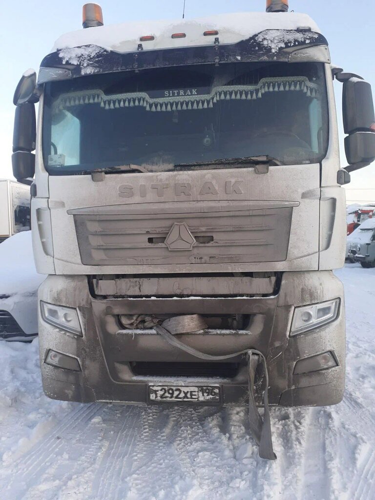 SITRAK C7H 6x4 Седельный тягач ZZ4256V364HE — Б/У, 2023 г.