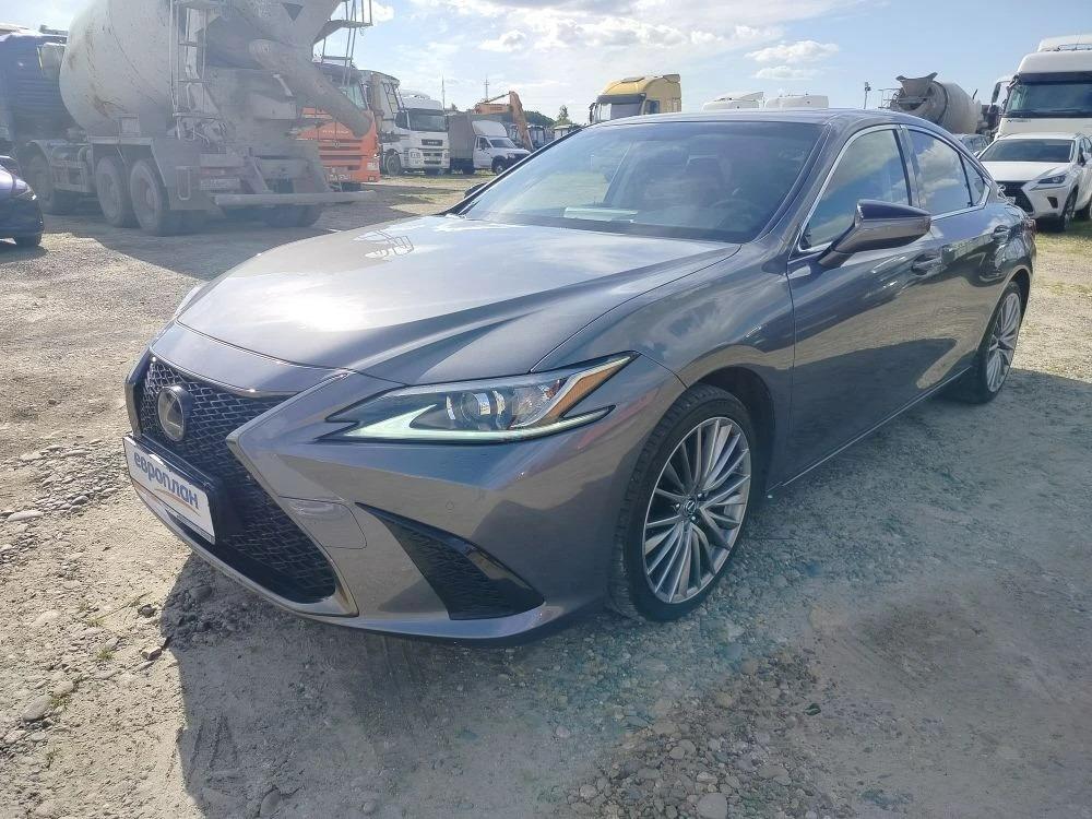 Lexus ES — Б/У, 2019 г. (Ставрополь, 118621 км)