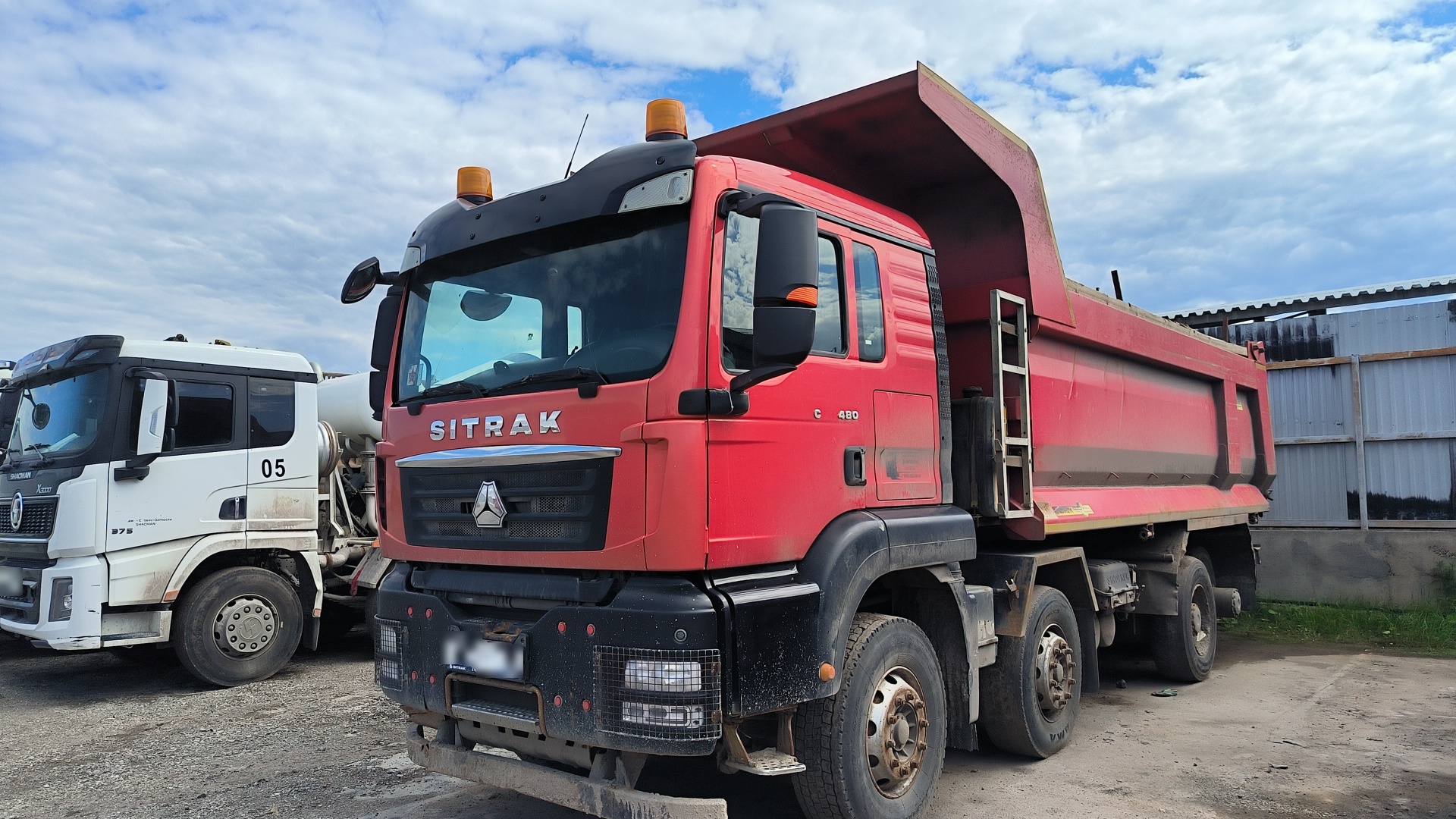 SITRAK ZZ3316V306ME — Б/У, 2022 г.