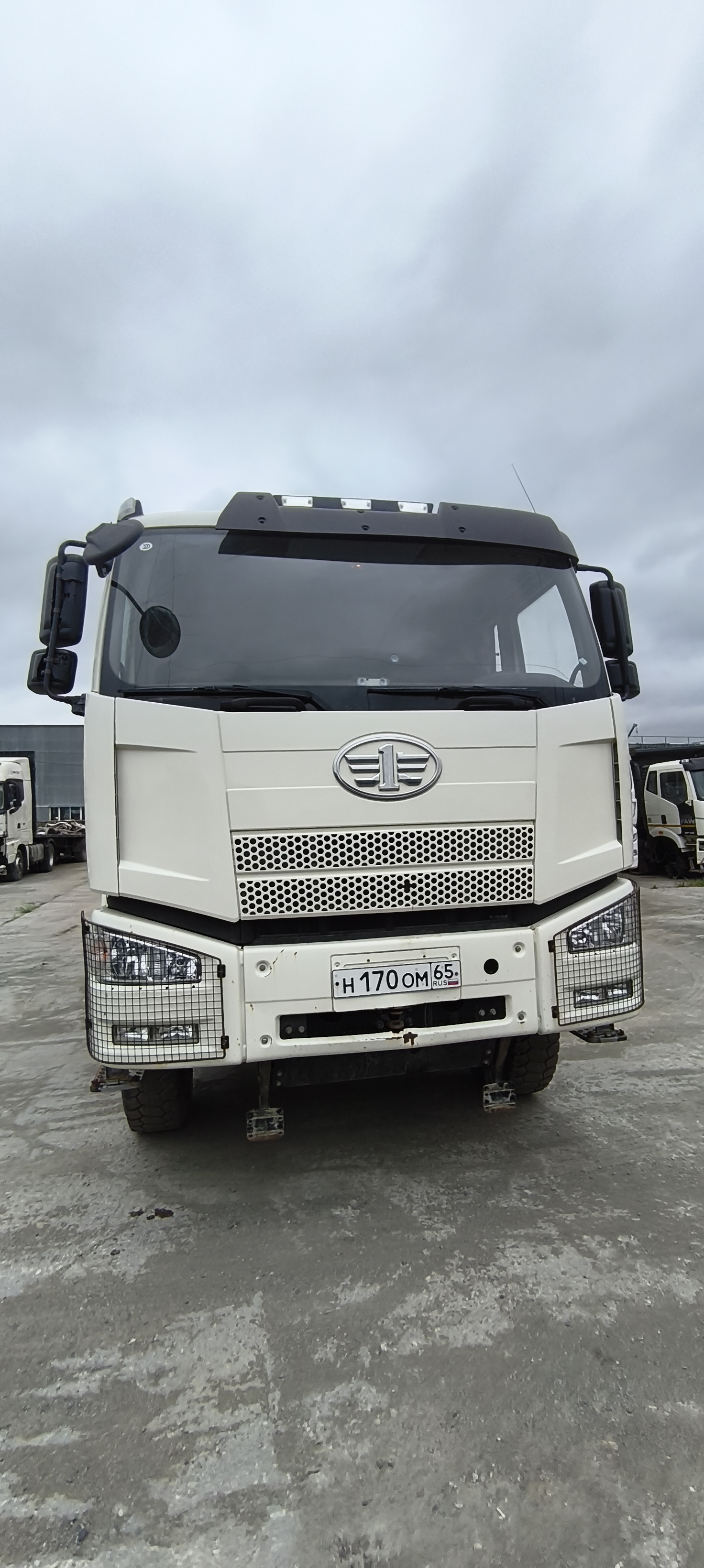 FAW J6 6x4 Самосвал CA3250P66K24T1E5 — Б/У, 2023 г.
