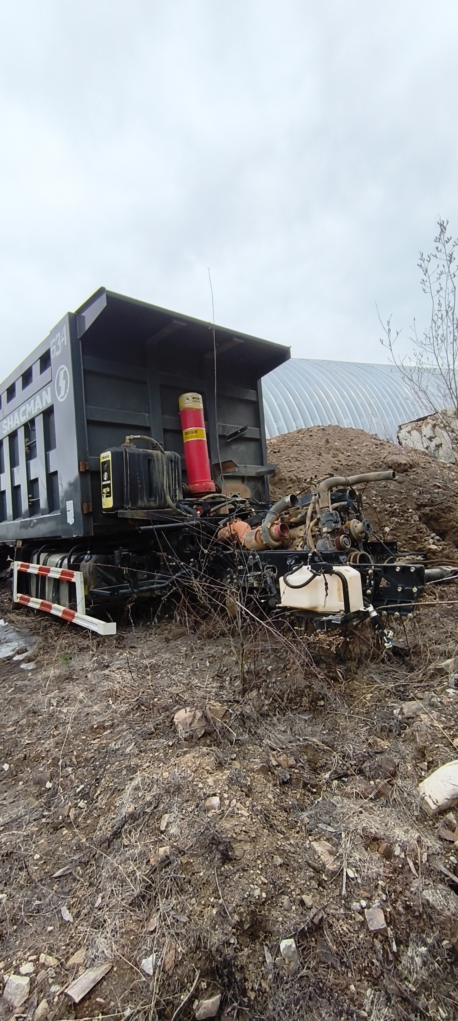 Shacman (Shaanxi) SX 6x4 Самосвал SX32586V384 — Б/У, 2022 г.