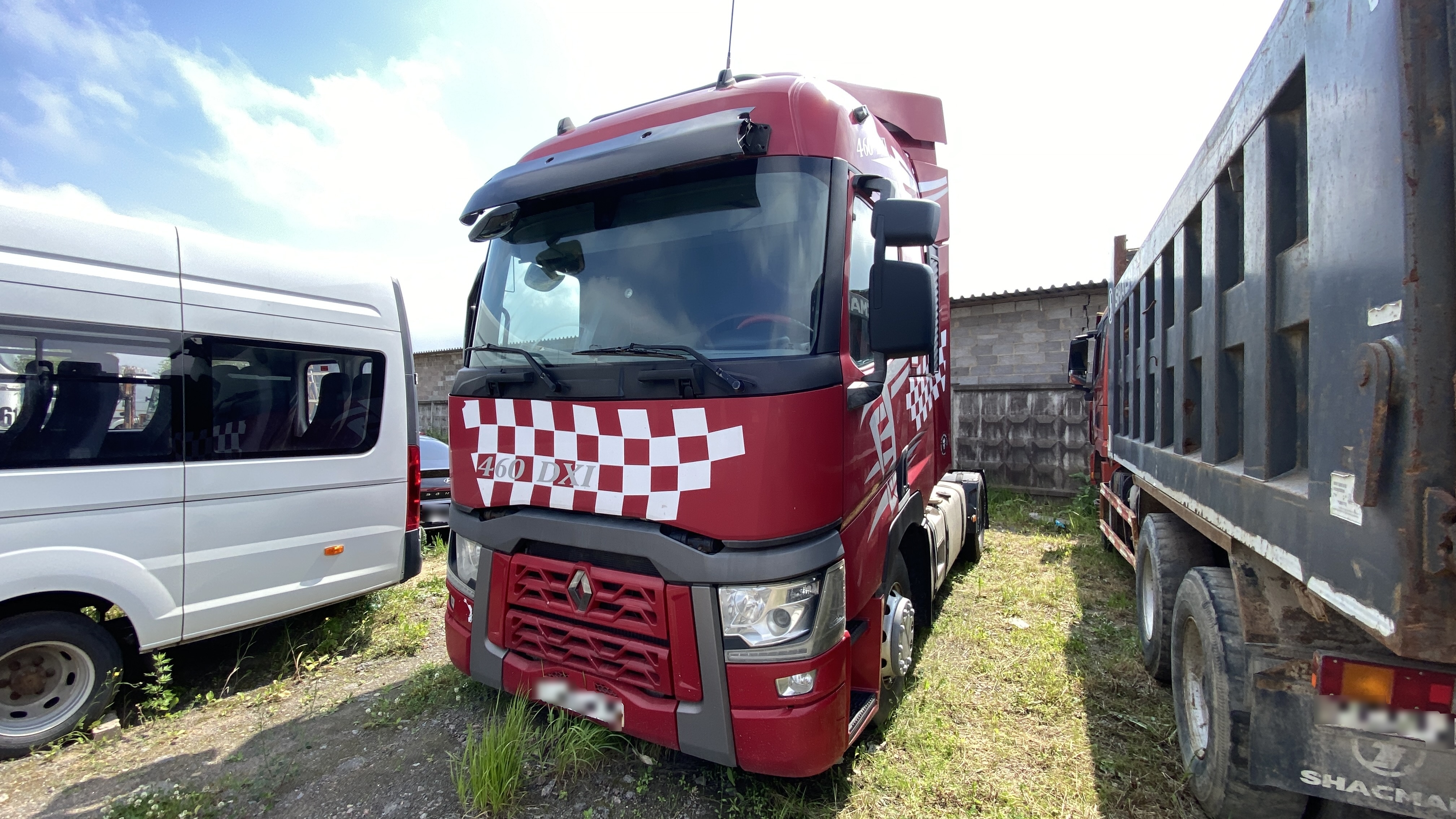 RENAULT T 4x2 Седельный тягач — Б/У, 2019 г.