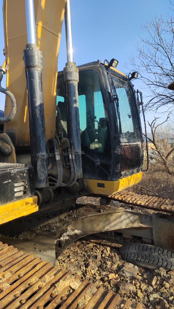 Caterpillar 326D2L — Б/У, 2017 г. (Артем, новый)