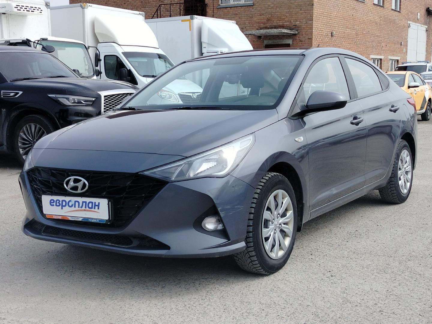 Hyundai Solaris — Б/У, 2021 г. (Новосибирск, 71075 км)