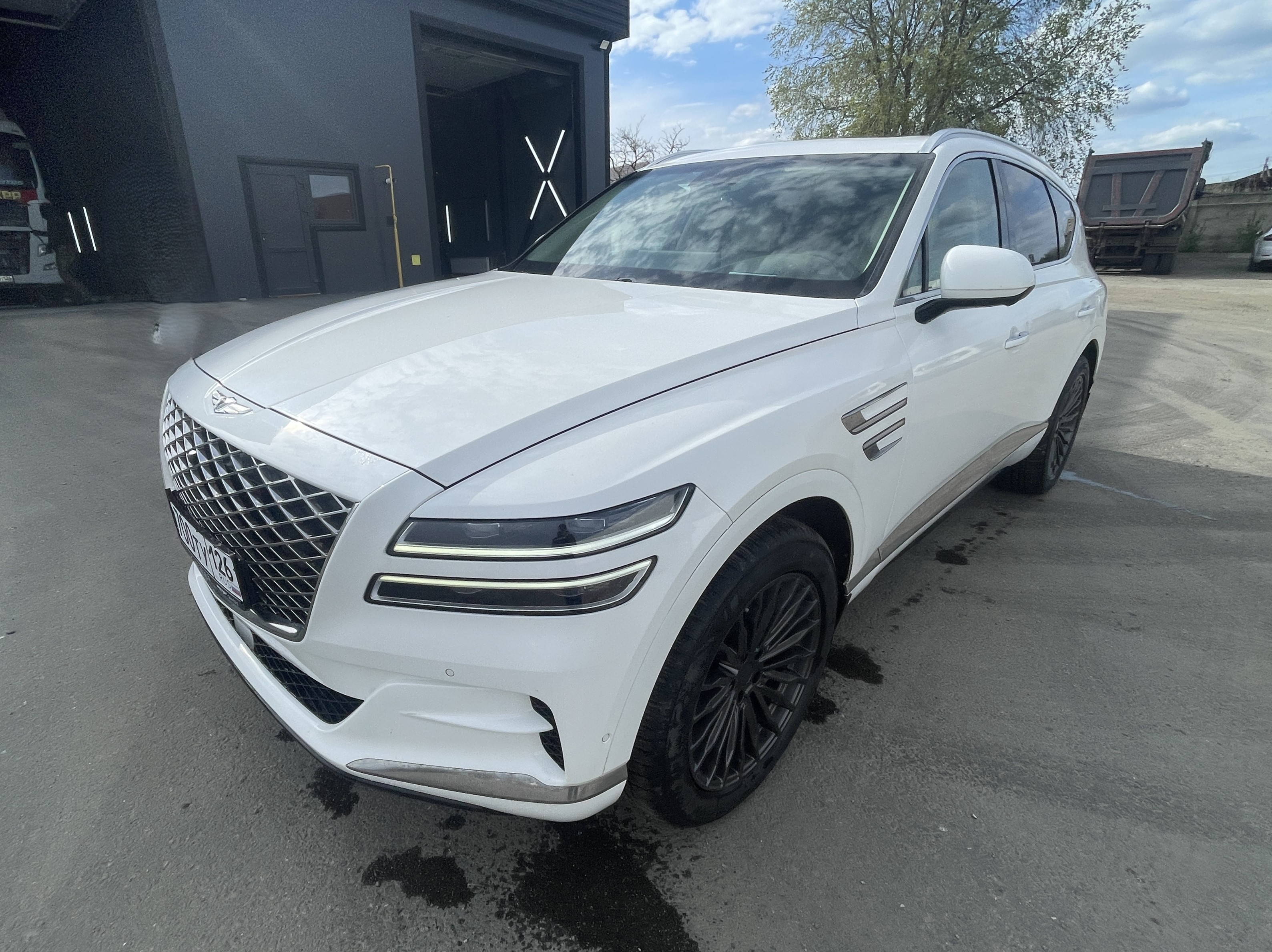 GENESIS Luxury 3.0 D VGT 8AT 4WD — Б/У, 2021 г.