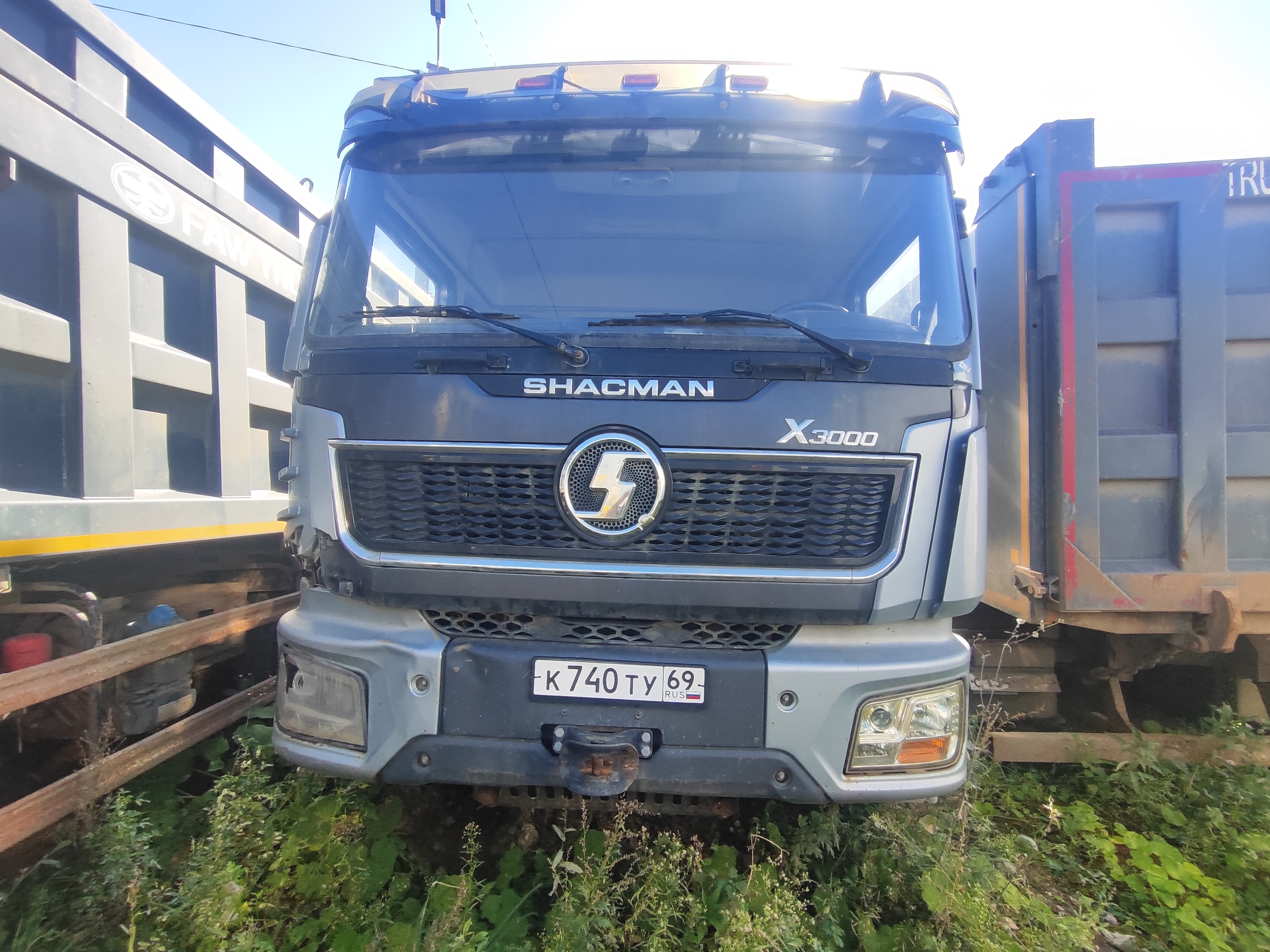 Shacman (Shaanxi) SX 8x4 Самосвал SX331863366 — Б/У, 2023 г.
