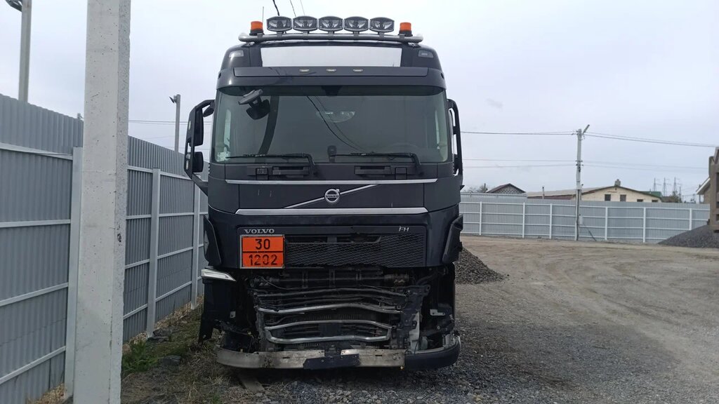 Volvo FH 4x2 Седельный тягач FH-TRUCK — Б/У, 2017 г.