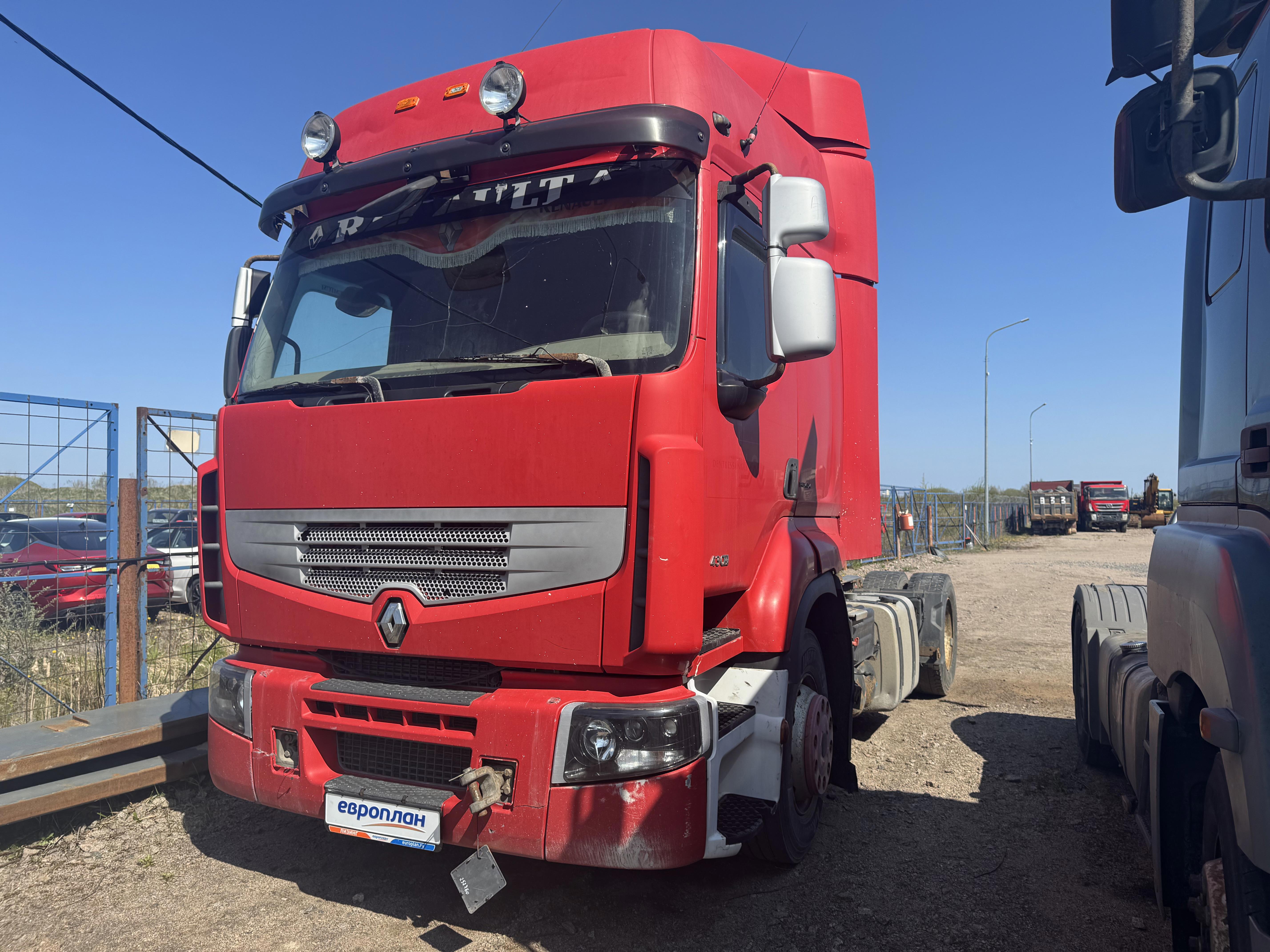 Renault Premium 4x2 — Б/У, 2013 г. (Санкт-Петербург, 1550000 км)