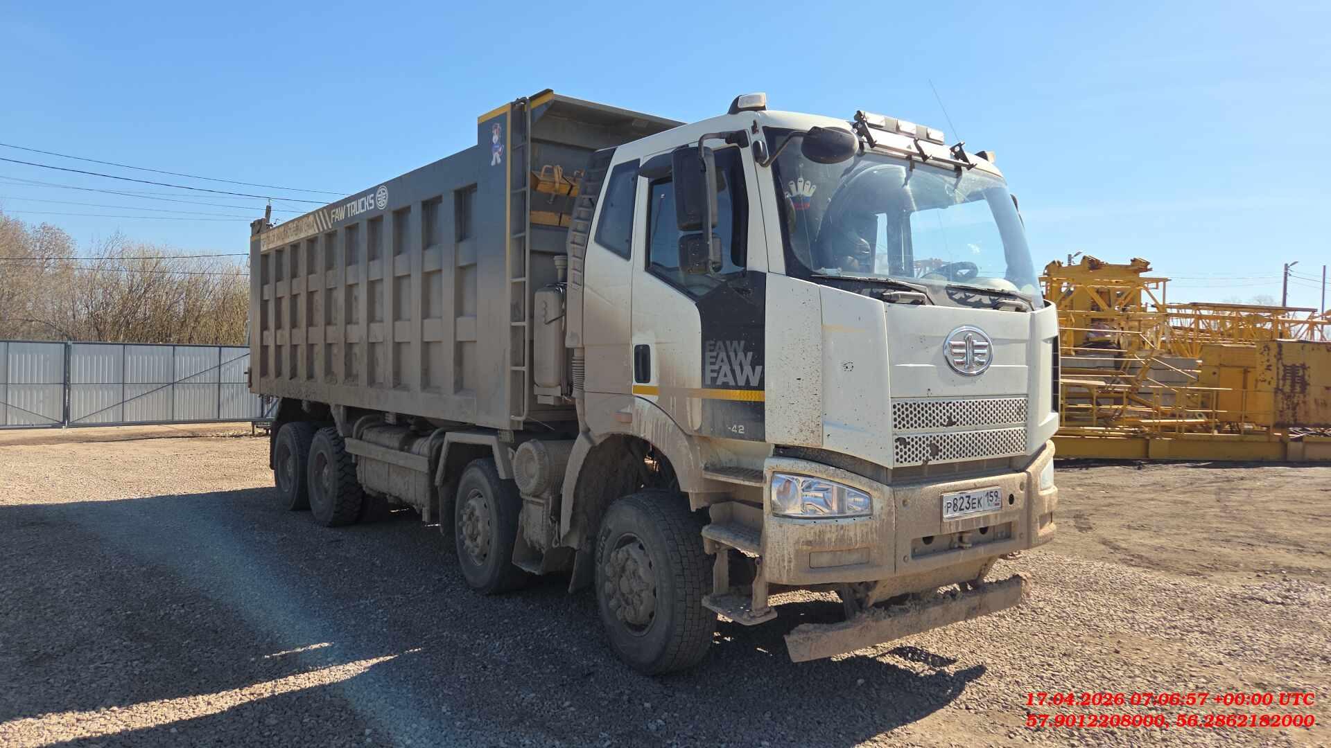 FAW (First Automotive Works) CA3310P66K24T4E5 — Б/У, 2023 г. (Пермь, 275565 км)