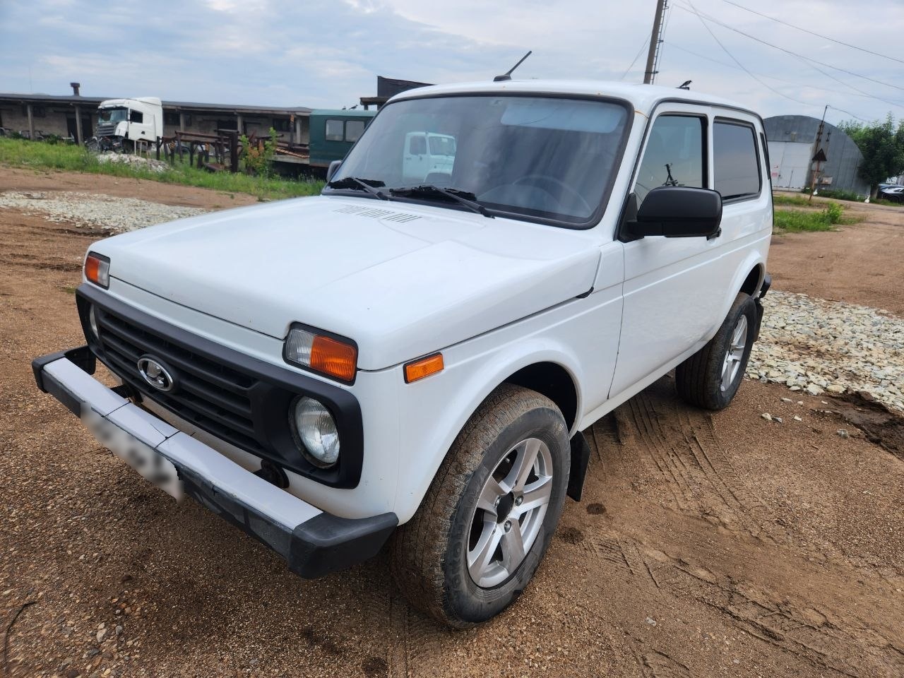 LADA Luxe 1.7 5MT — Б/У, 2024 г.