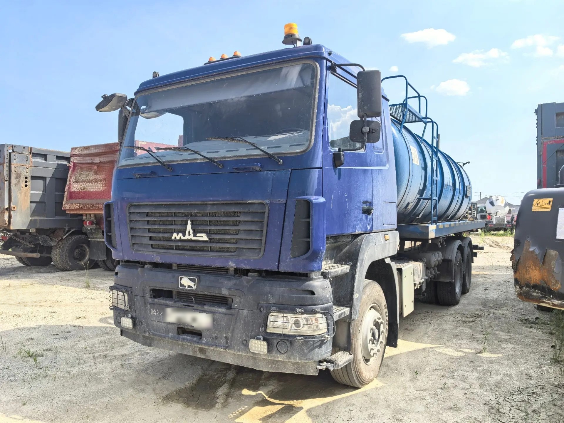 АВТОСПЕЦТЕХНИКА СЛОН 6602A1-40 — Б/У, 2023 г.