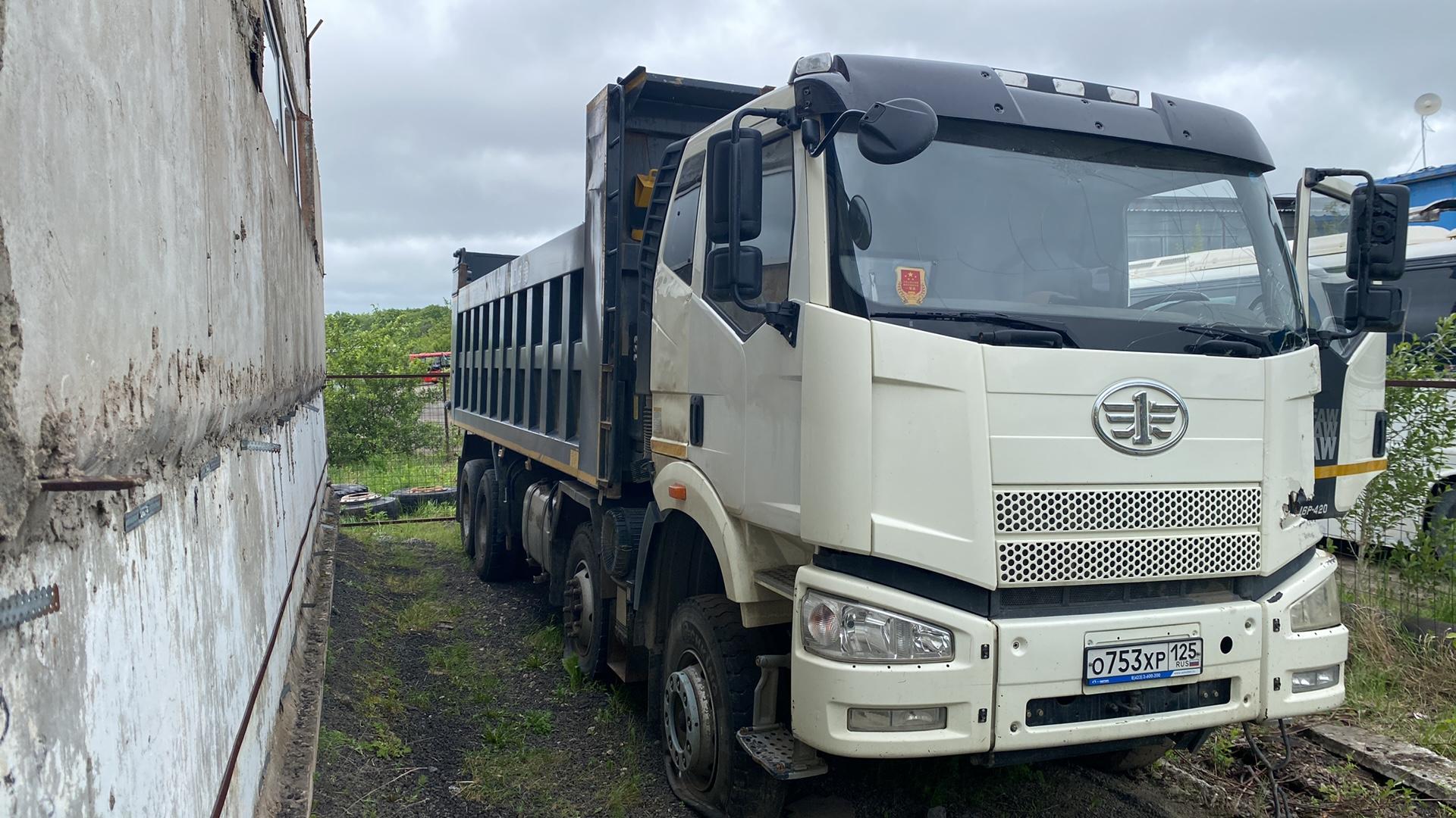 FAW (First Automotive Works) CA3310P66K24T4E5 — Б/У, 2023 г. (Комсомольск-на-Амуре, 1111 км)