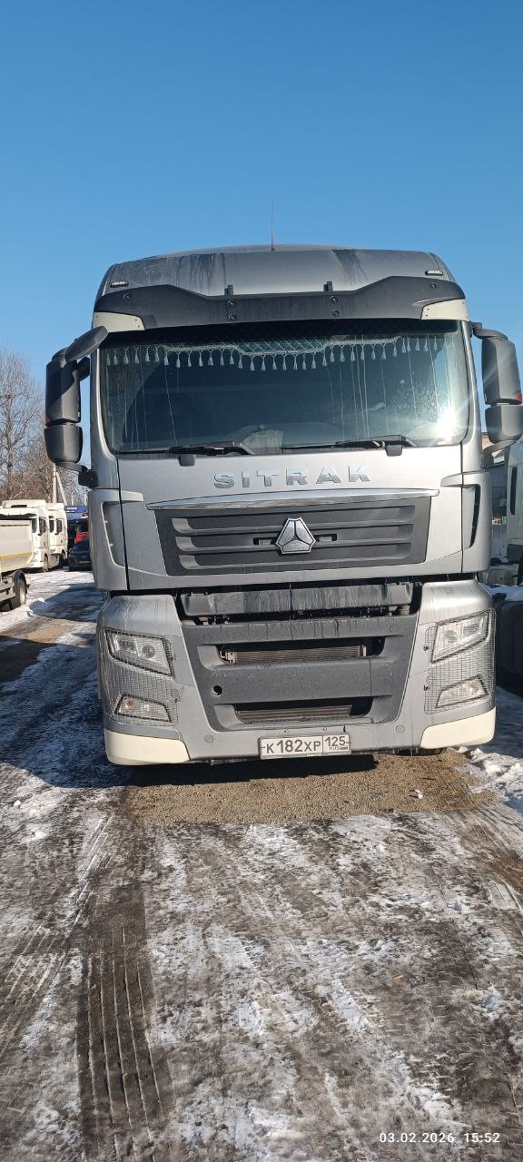SITRAK C7H 4x2 Седельный тягач ZZ4186V361HE — Б/У, 2022 г.