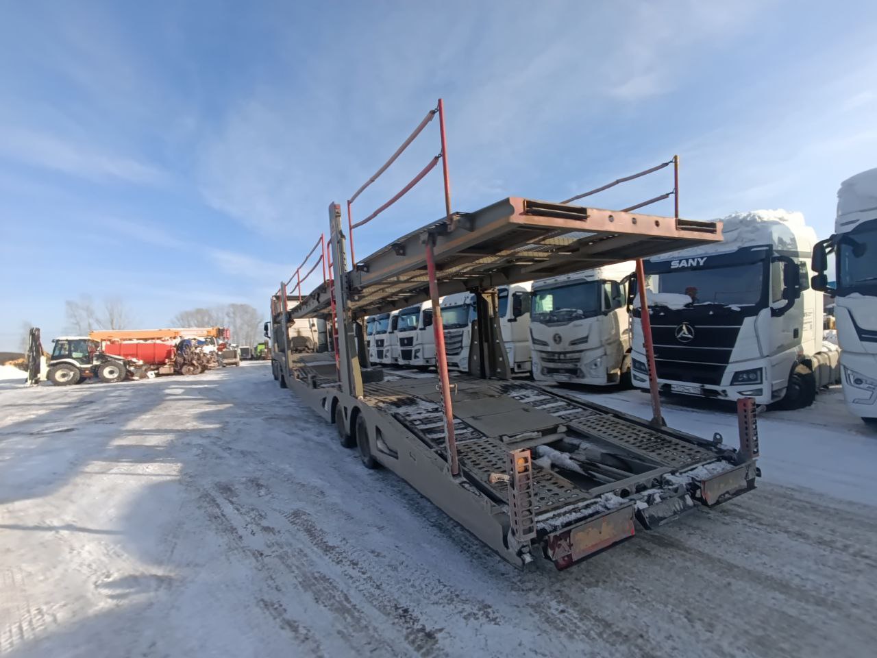 LUXUDA LZC Полуприцеп автовоз LZC9407BG — Б/У, 2024 г.