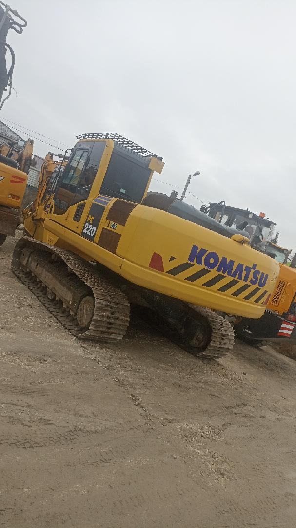 Komatsu (Комацу) PC220-8 — Б/У, 2022 г. (Балашиха, новый)
