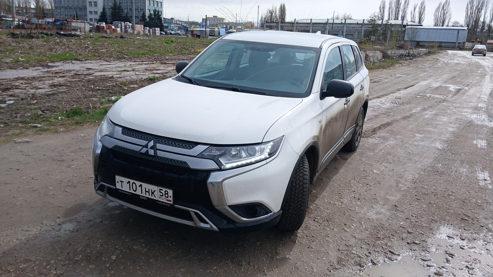 Mitsubishi Outlander — Б/У, 2021 г. (Саратов, 61700 км)