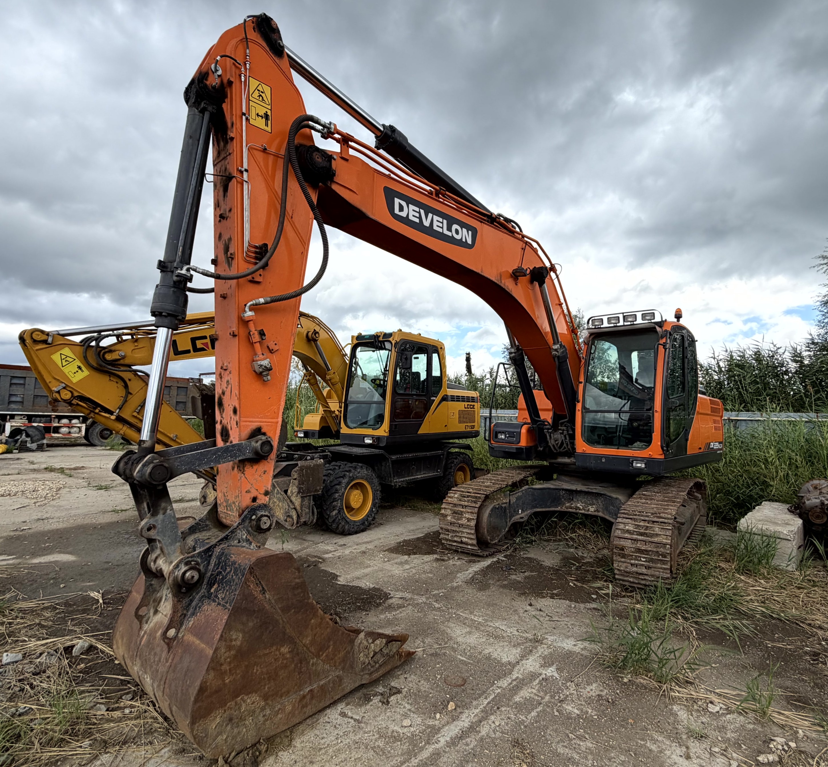 DEVELON DX225NLCA — Б/У, 2023 г.
