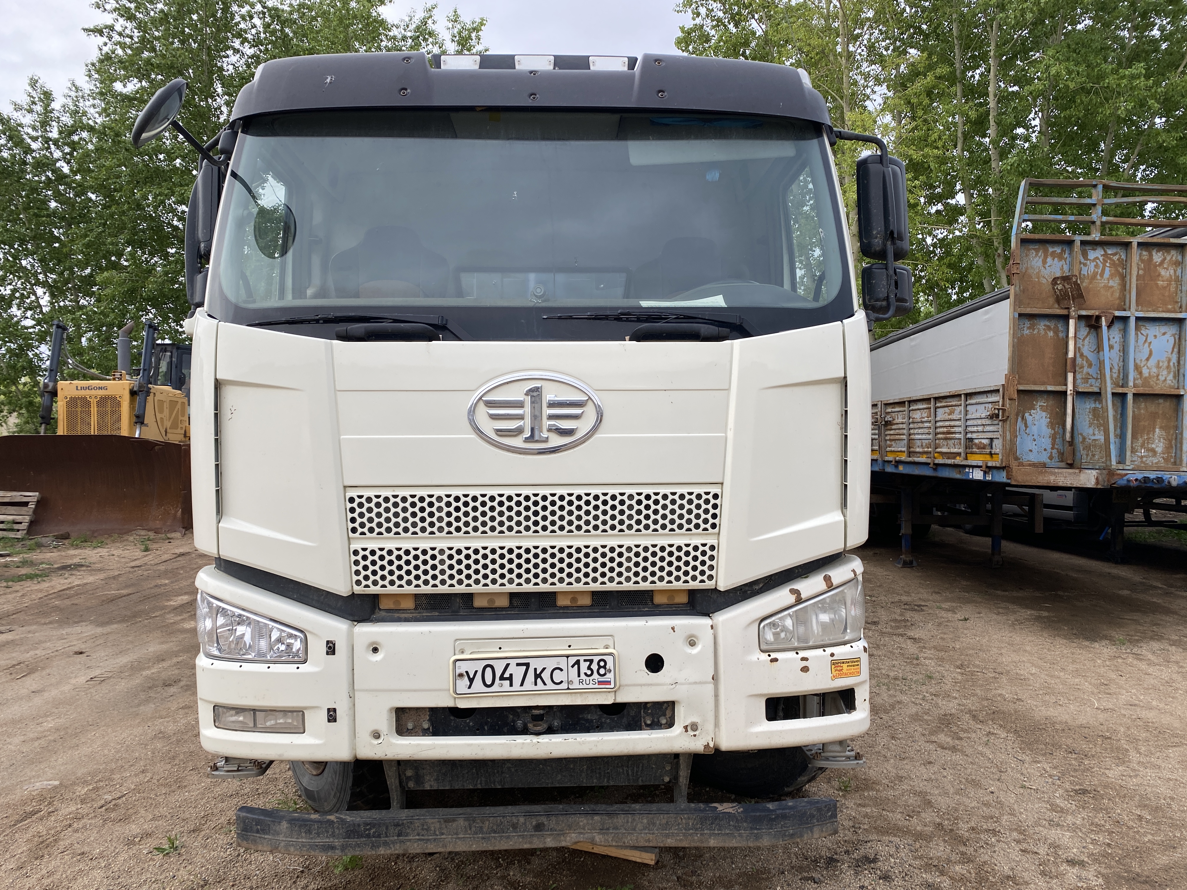 FAW CA 3310 8x4 Самосвал — Б/У, 2023 г.