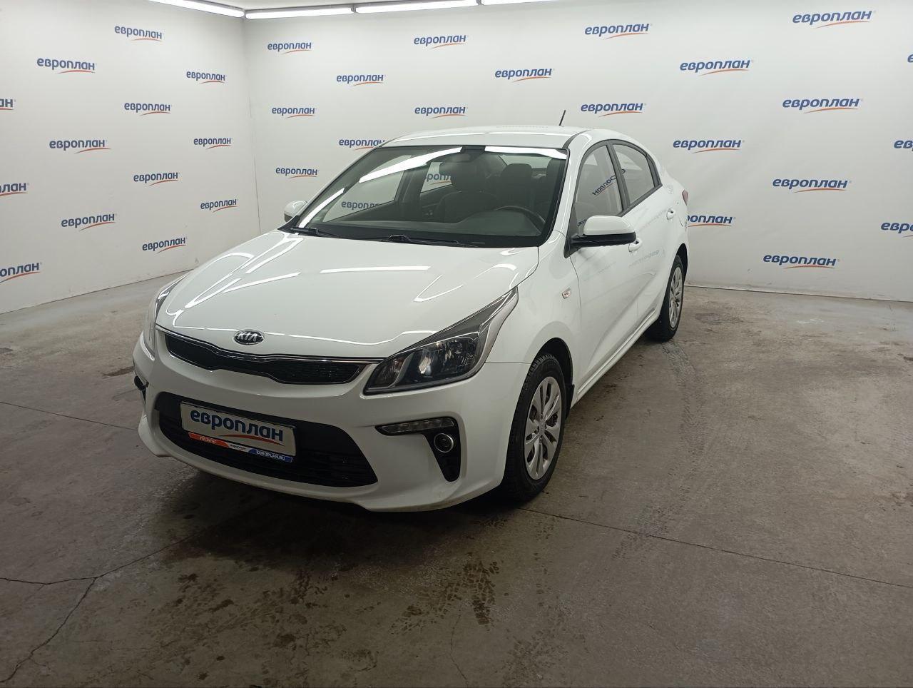 Kia Rio — Б/У, 2019 г. (Москва, 98985 км)