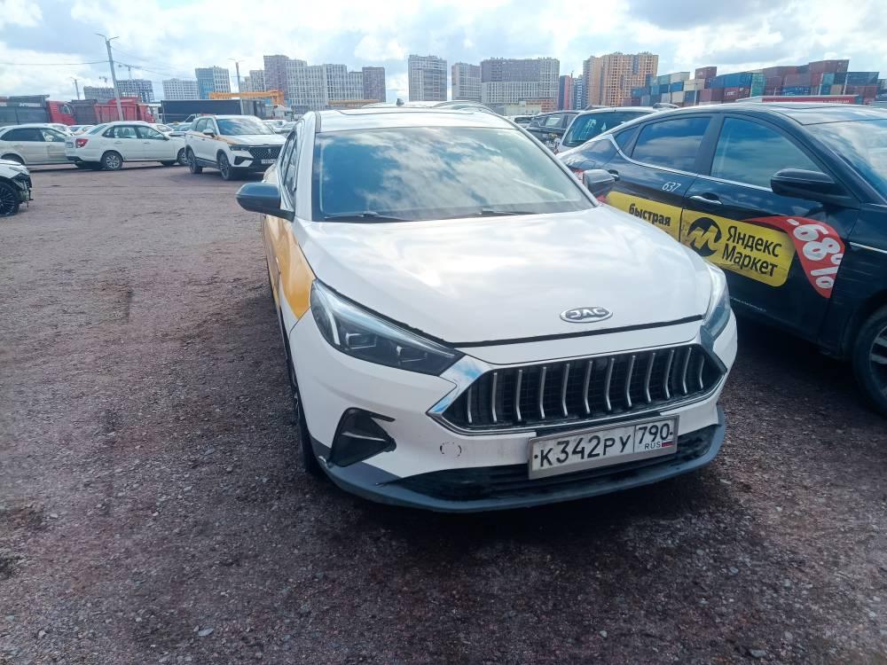 JAC J7 — Б/У, 2023 г. (Санкт-Петербург, 206896 км)