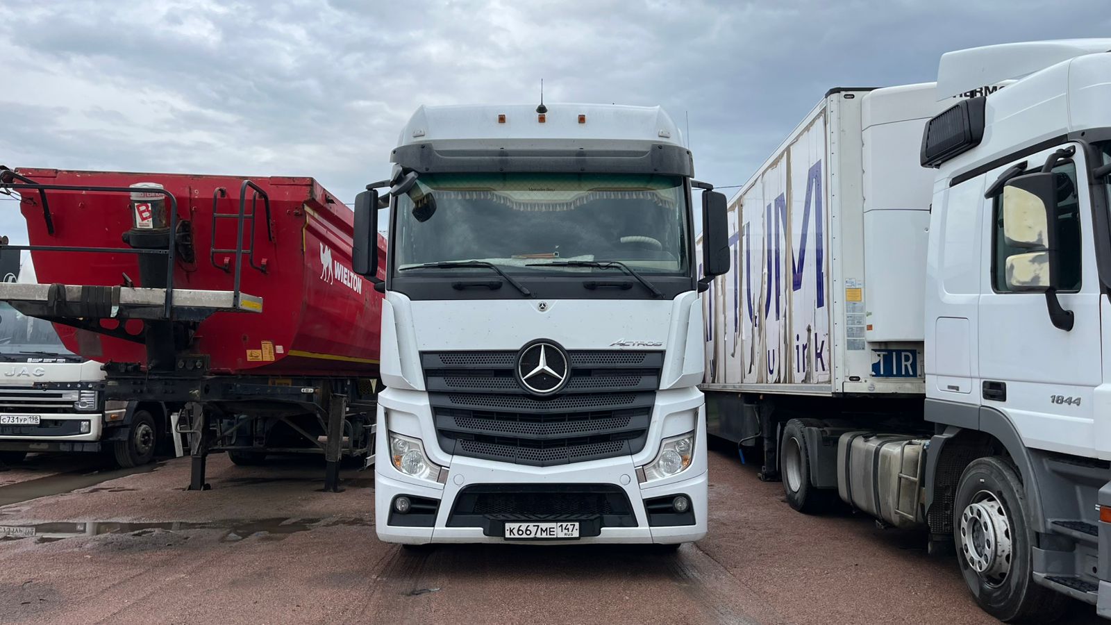 Mercedes-Benz ACTROS 4x2 Седельный тягач 1842 LS — Б/У, 2020 г.