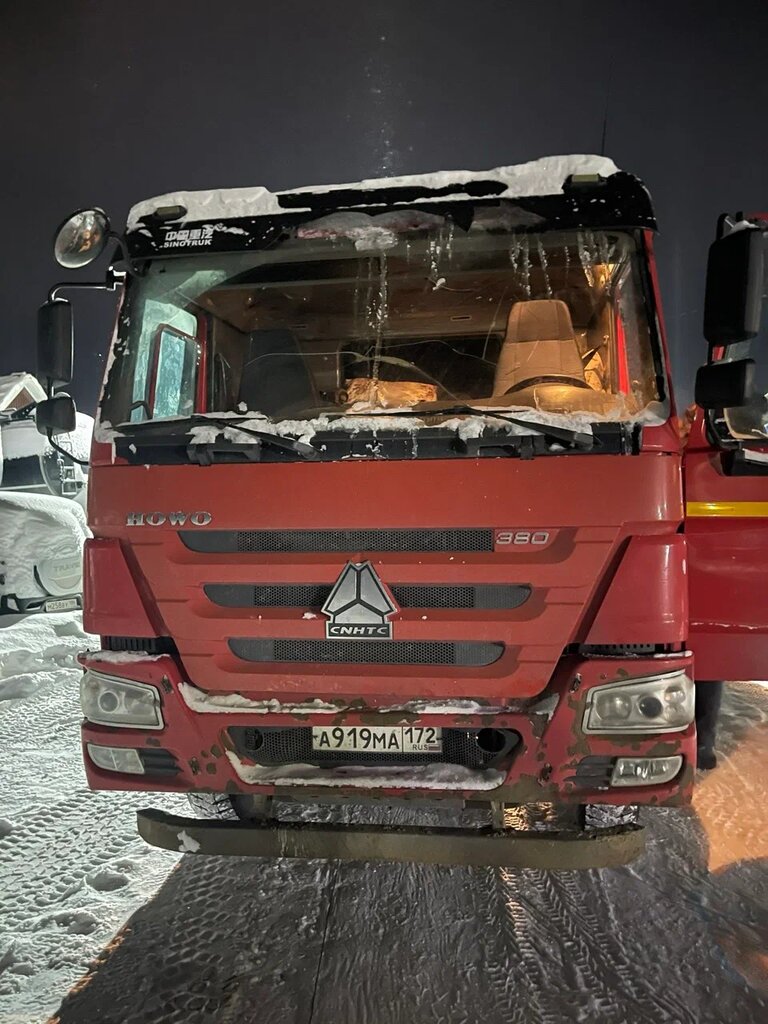 Howo ZZ 8x4 Самосвал ZZ3407S3867E — Б/У, 2022 г.