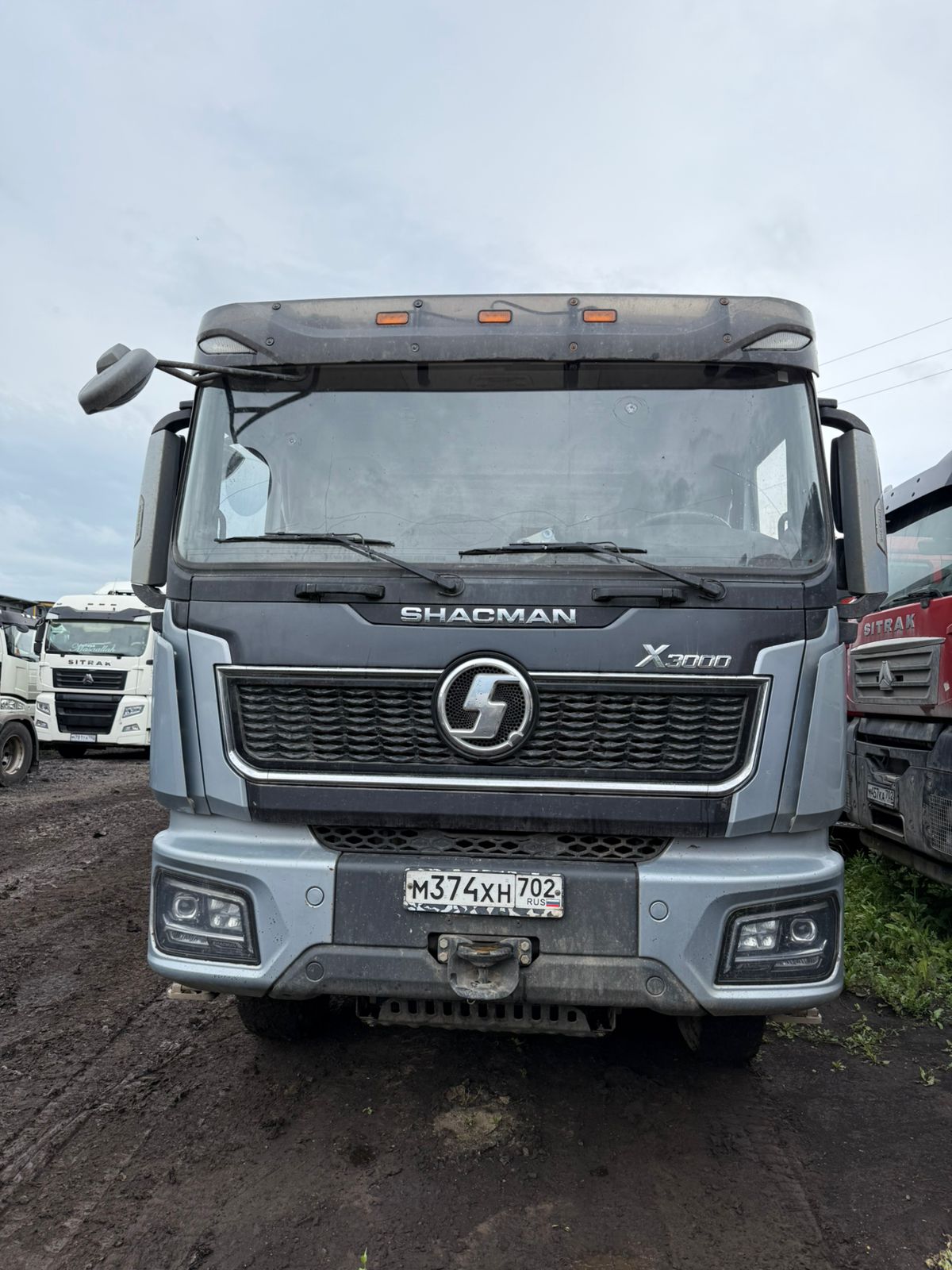 Shacman (Shaanxi) SX 8x4 Самосвал SX331863366 — Б/У, 2023 г.