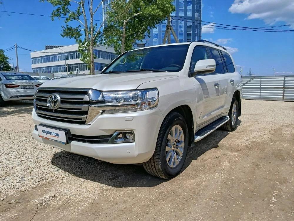 Toyota Land Cruiser 200 — Б/У, 2020 г. (Волгоград, 134925 км)