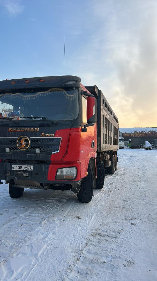 Shacman SX33186W366C — Б/У, 2022 г. (Иркутск, 181491 км)