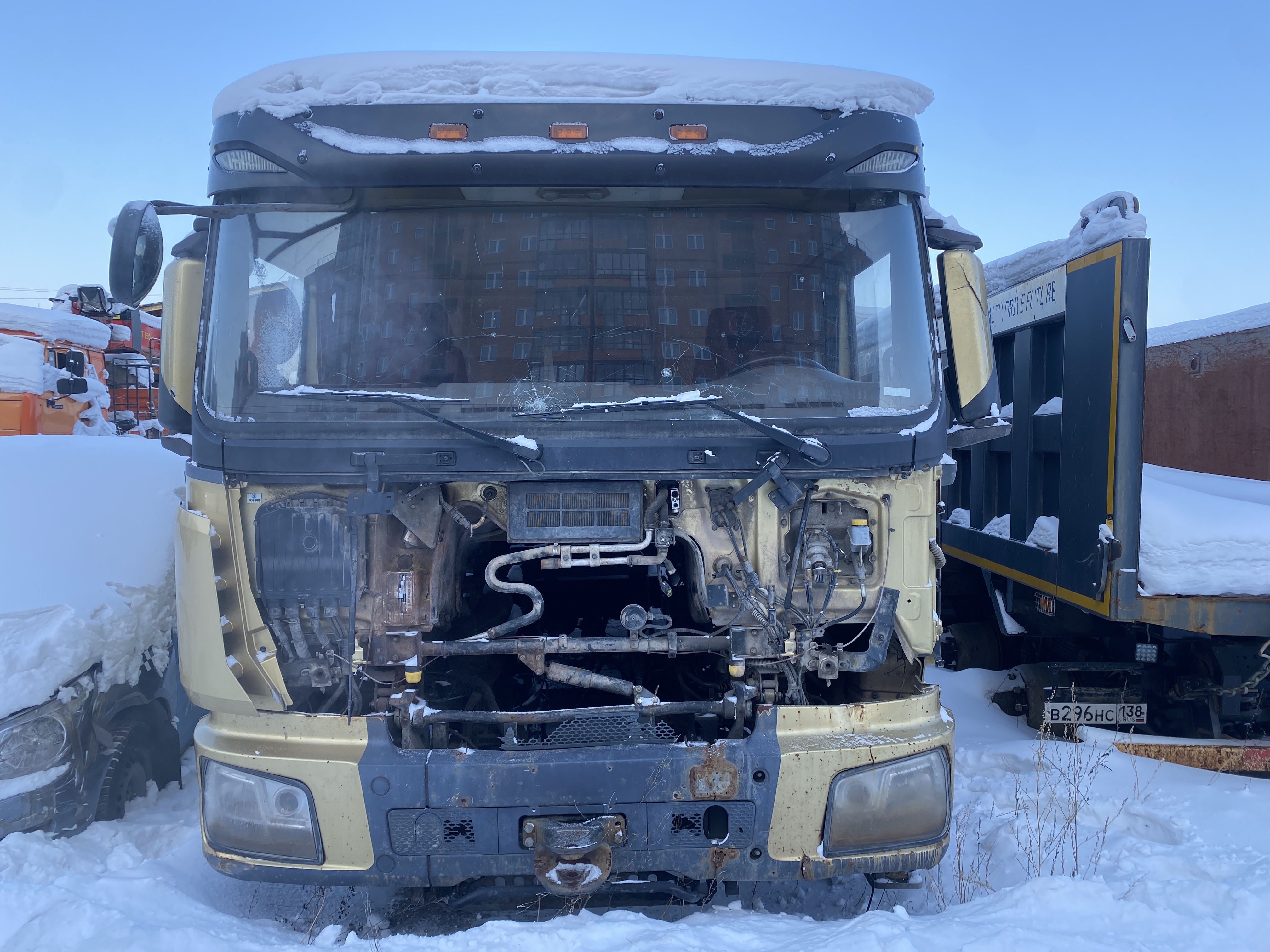 Shacman (Shaanxi) SX 8x4 Самосвал SX33186T366 — Б/У, 2021 г.