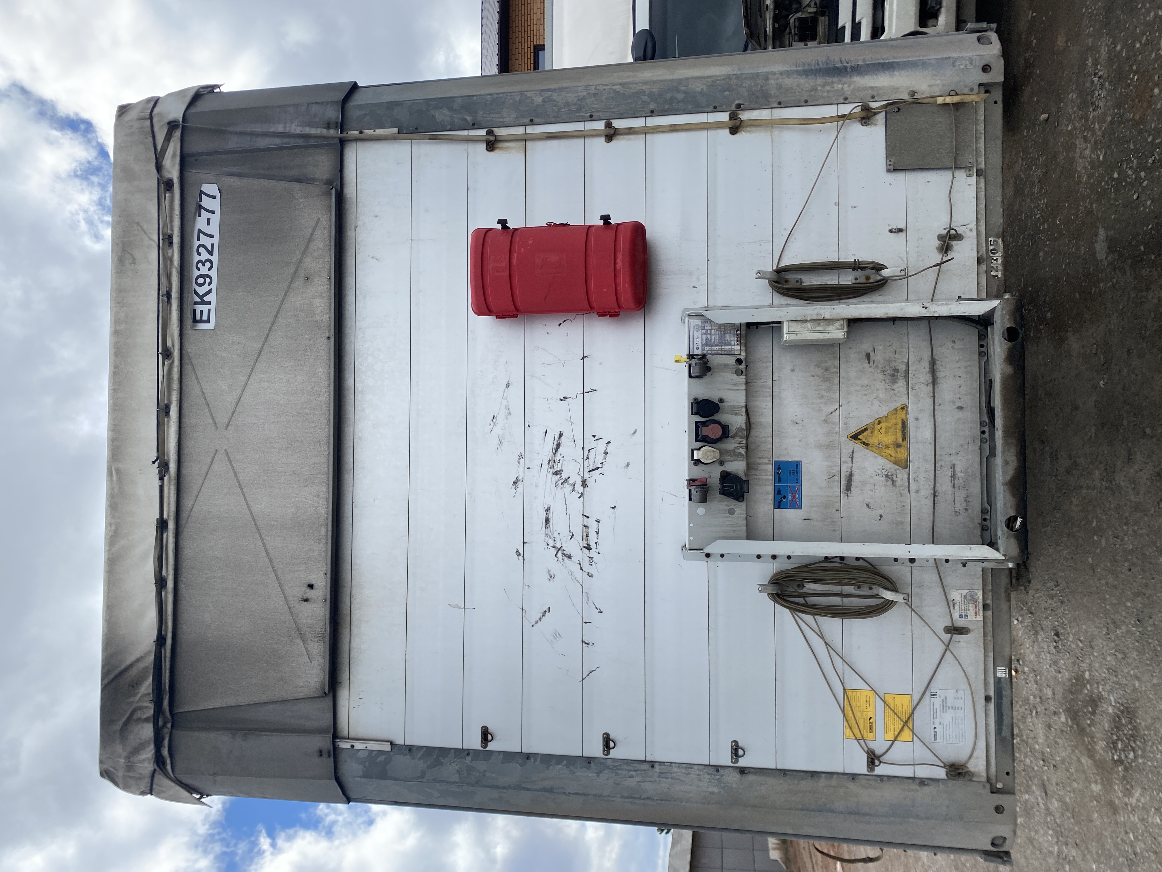 Schmitz Cargobull 9084 Полуприцеп шторный — Б/У, 2017 г.