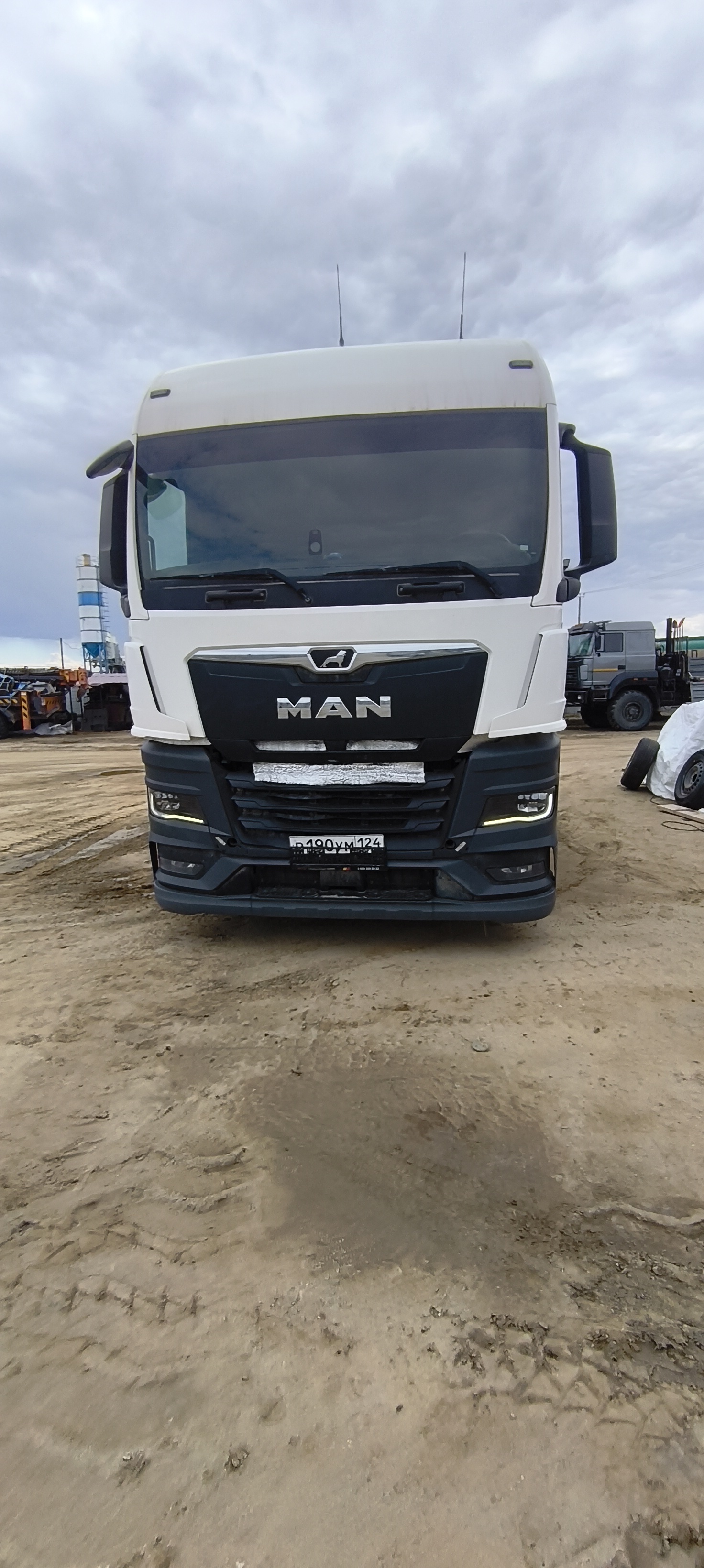 MAN TGX 4x2 Седельный тягач 18.470 4x2 BLS — Б/У, 2023 г.