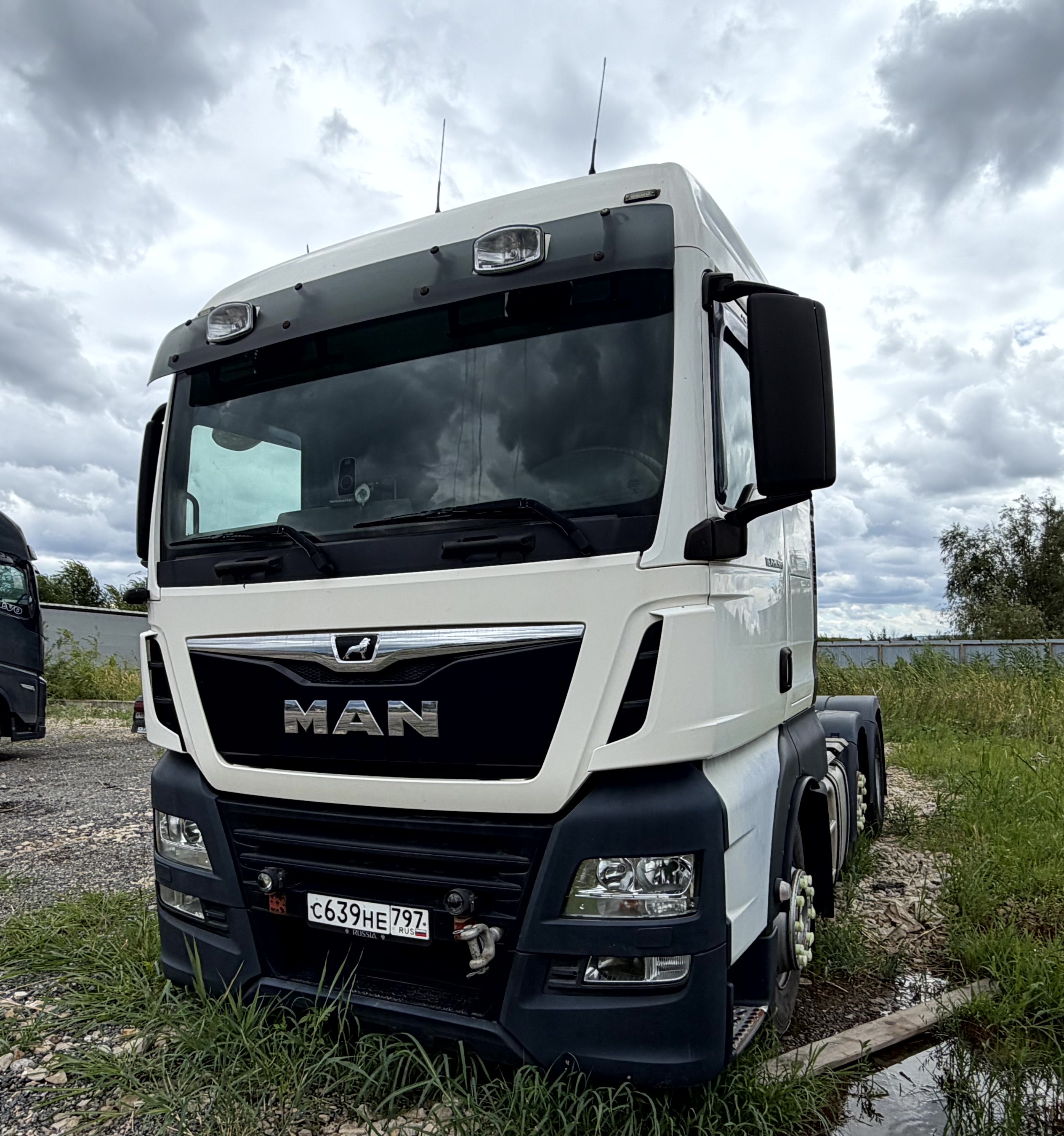 MAN TGX 6x4 Седельный тягач — Б/У, 2018 г.
