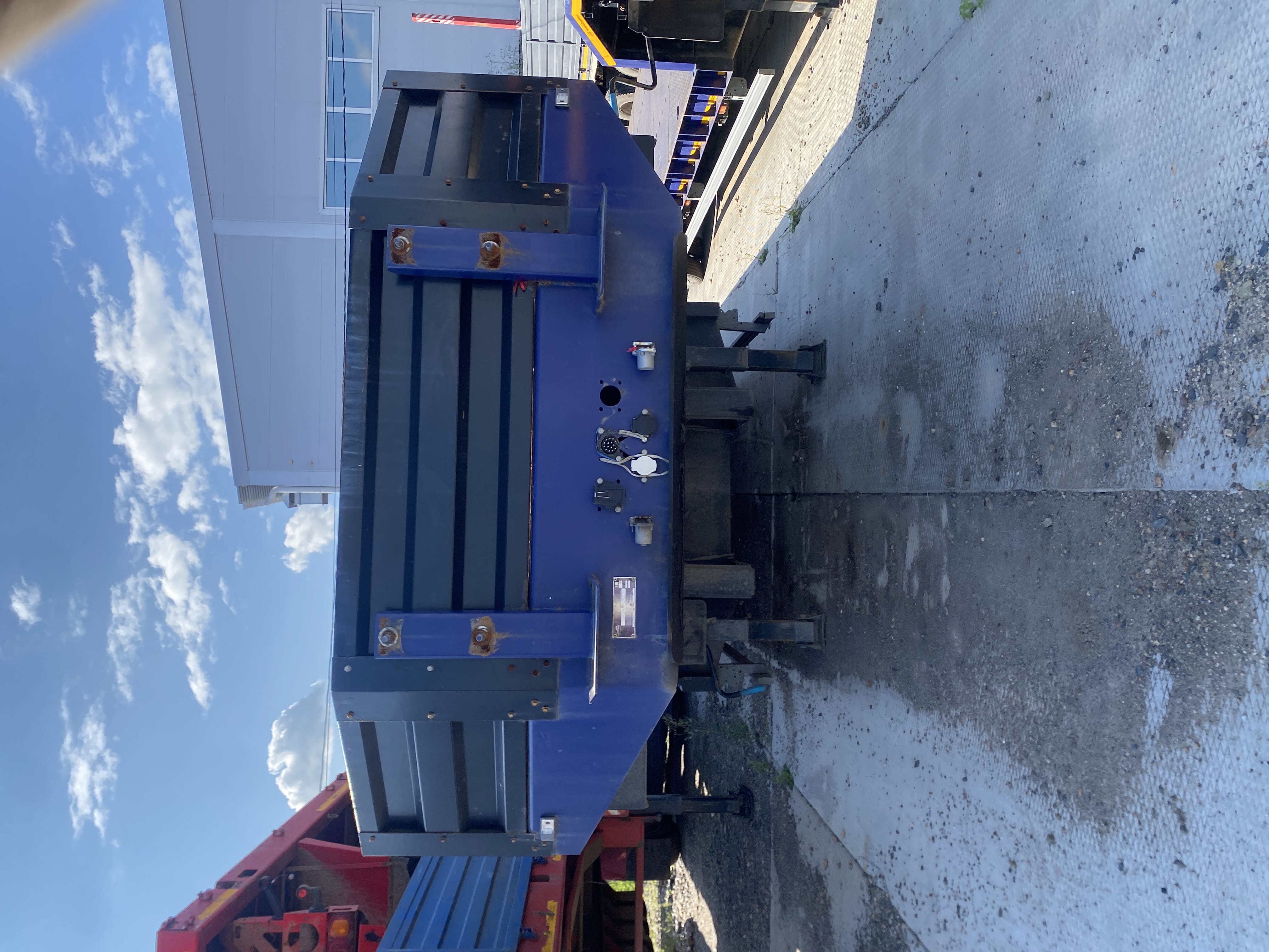 ЧДМ 9438 Полуприцеп тяжеловоз 4 оси 943845-0000060 — Б/У, 2023 г.