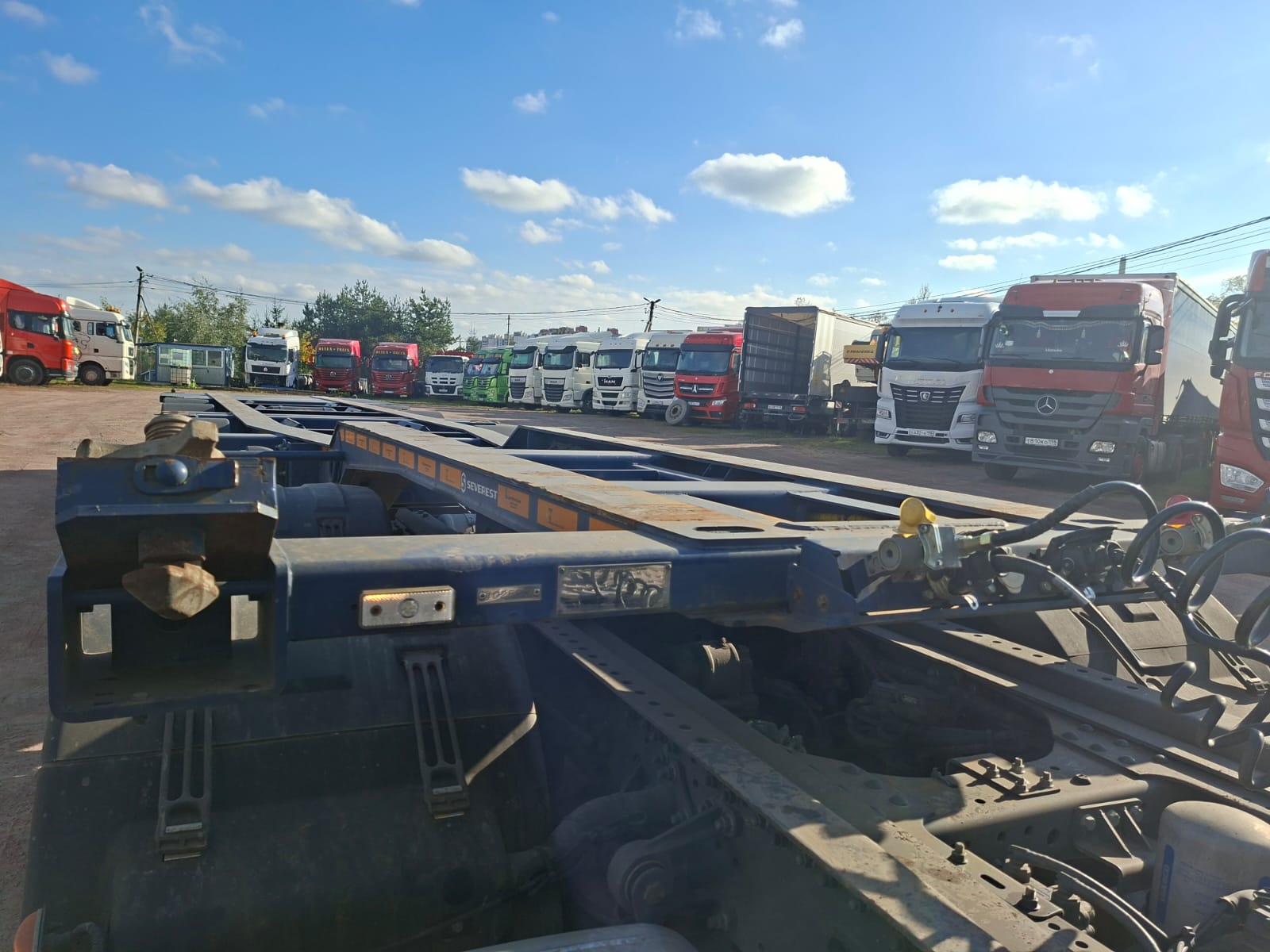 УралСпецТранс 9465 Полуприцеп контейнеровоз 4 оси 946520-A1-04 — Б/У, 2024 г.