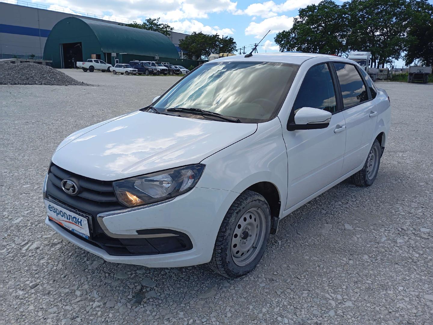 Lada Granta седан — Б/У, 2024 г. (Новороссийск, 33088 км)