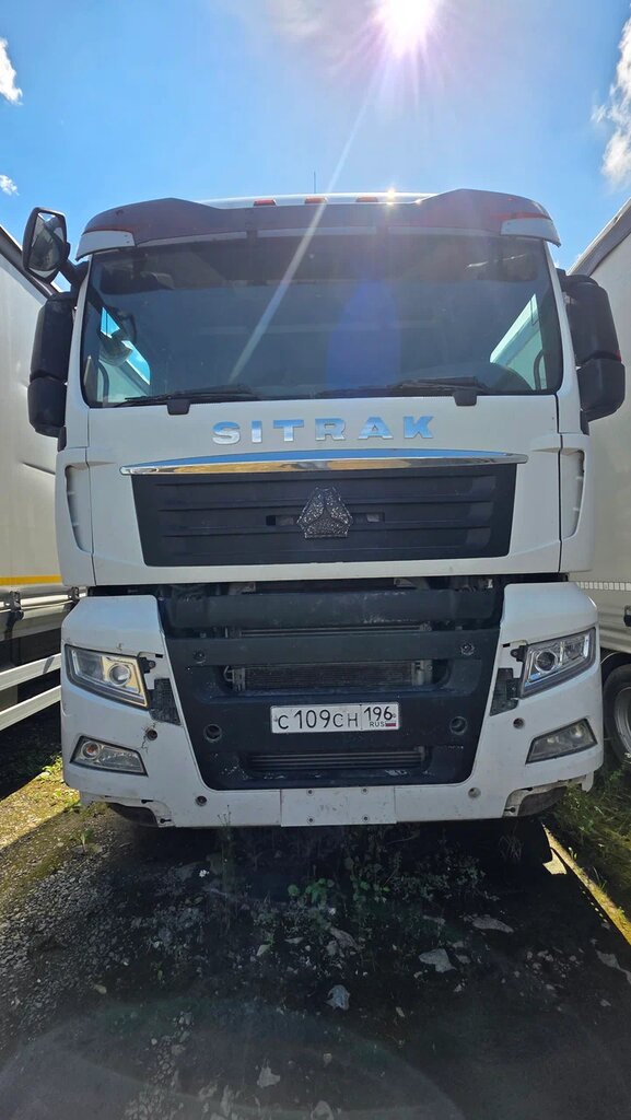 SITRAK C7H 6x4 Седельный тягач ZZ4256V364HE — Б/У, 2023 г.