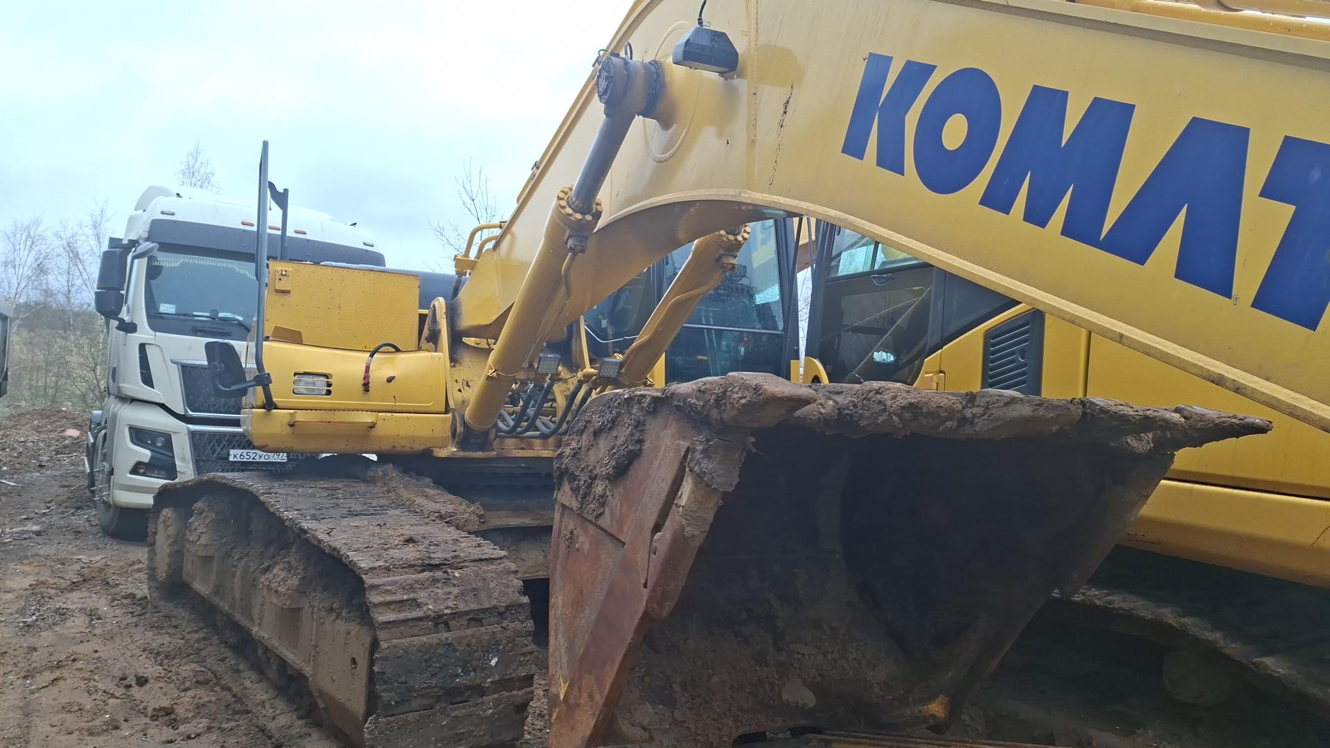 Komatsu (Комацу) PC300-8 (ЭО-4227) — Б/У, 2022 г. (Солнечногорск, новый)