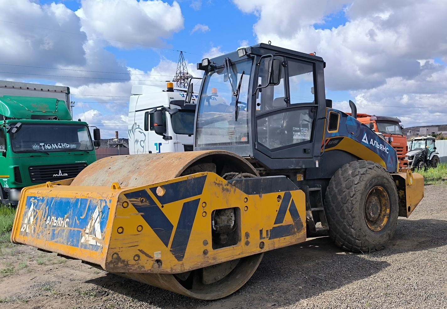 LIUGONG CLG6618E Каток — Б/У, 2022 г.