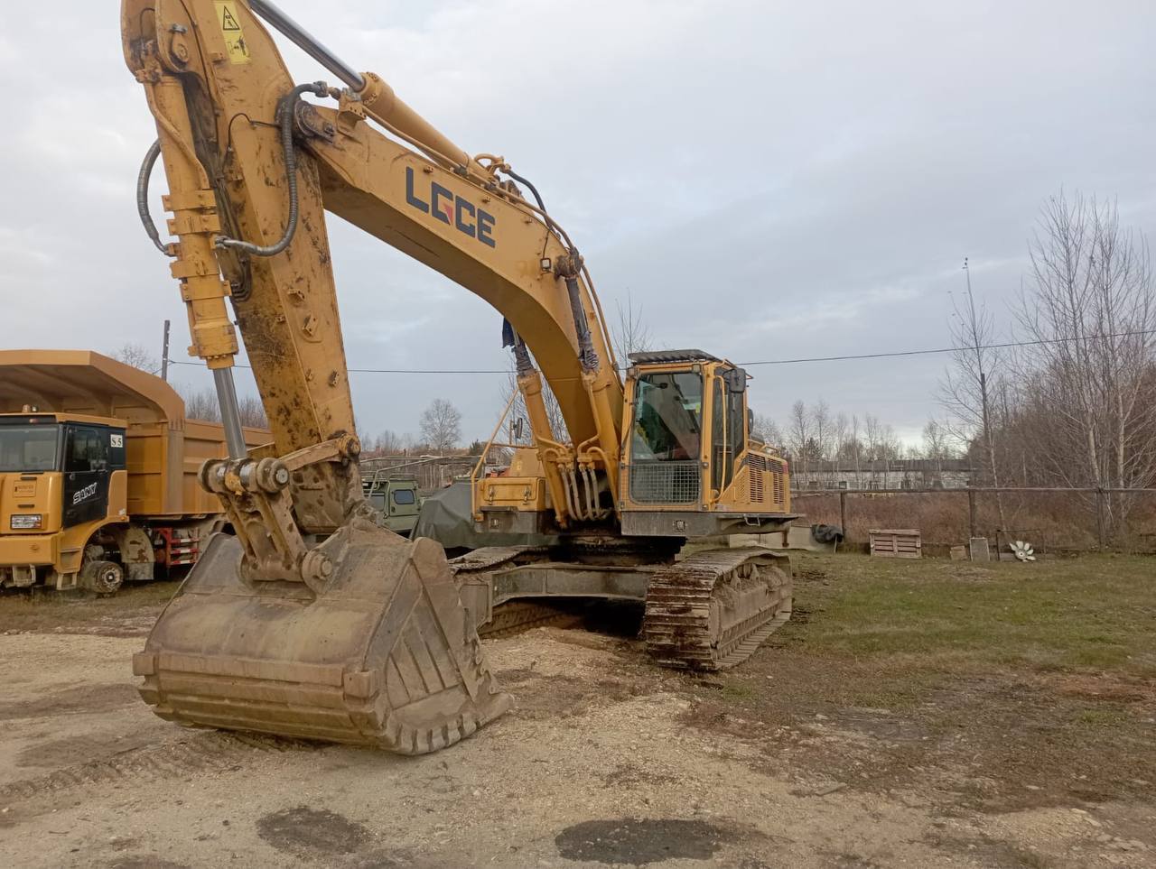 LGCE E6400F Экскаватор — Б/У, 2023 г.