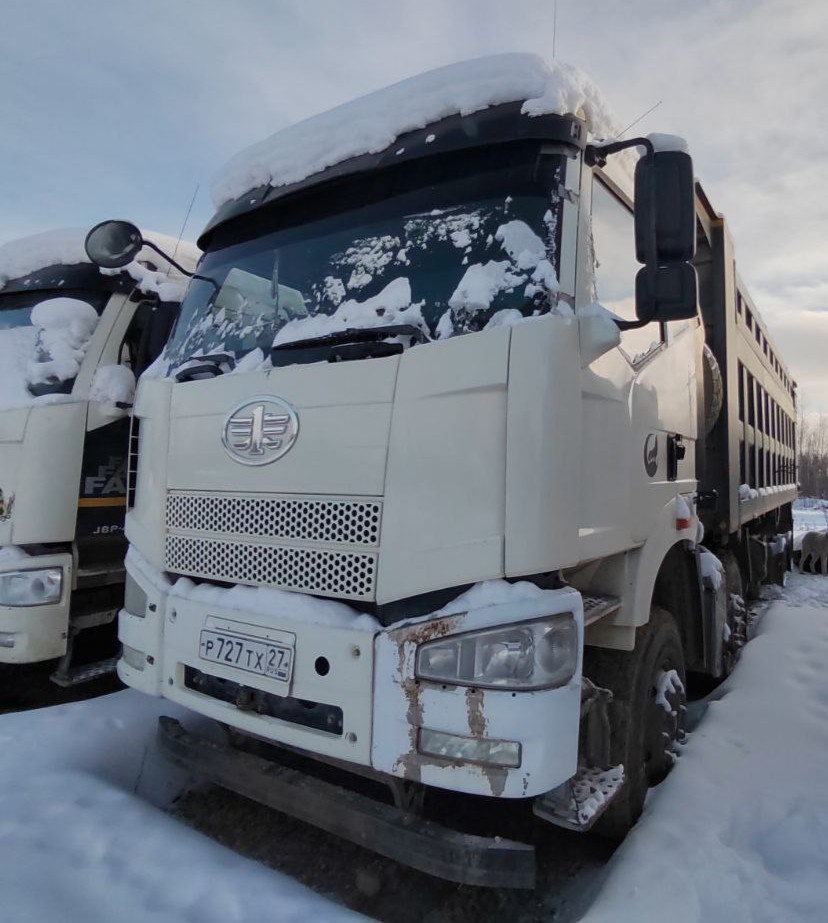 FAW J6* 8x4 Самосвал — Б/У, 2022 г.