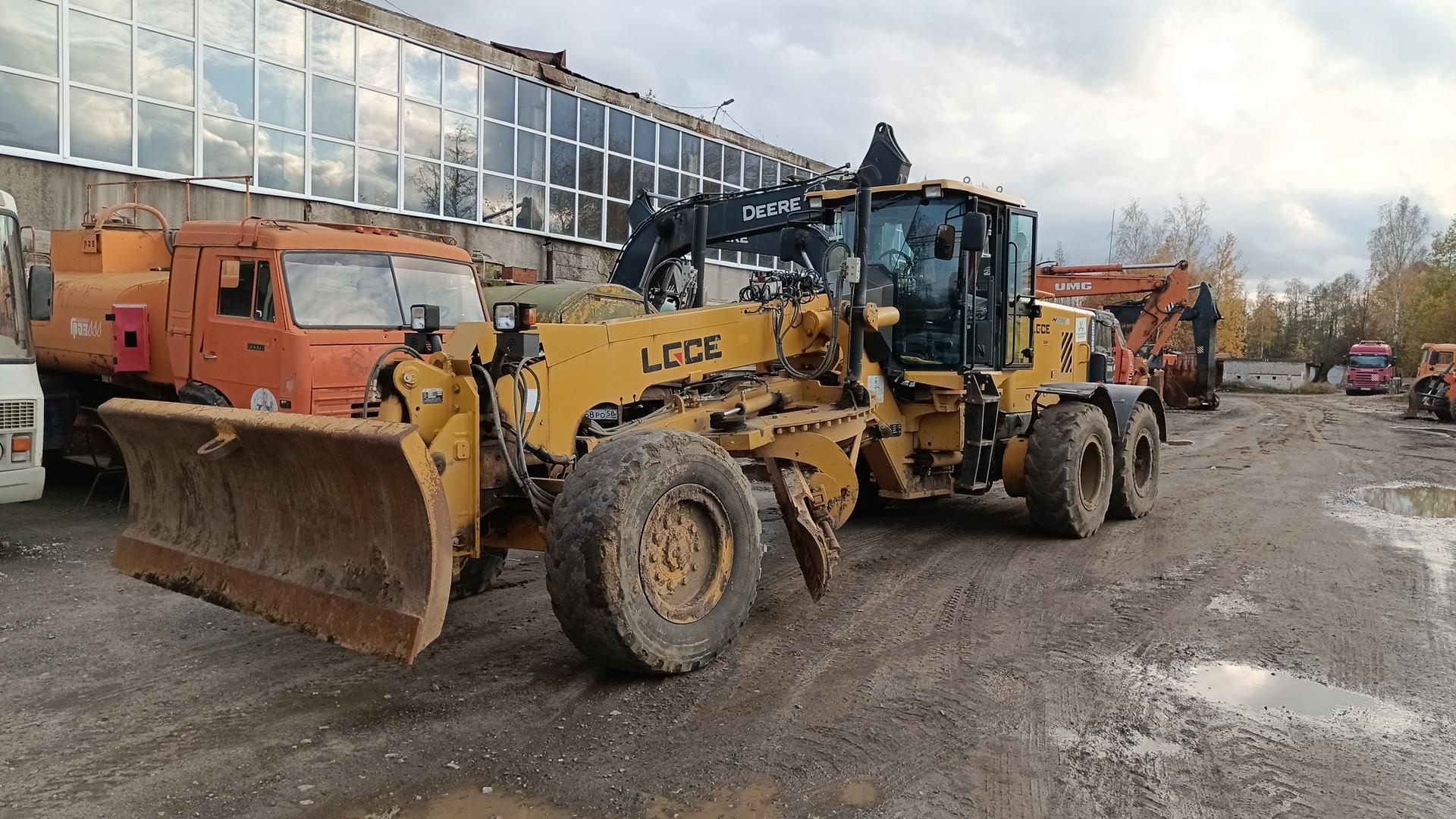 SDLG (Shandong Lingong Construction Machinery Co., PowerCat) G9220F — Б/У, 2023 г. (Саратов, новый)