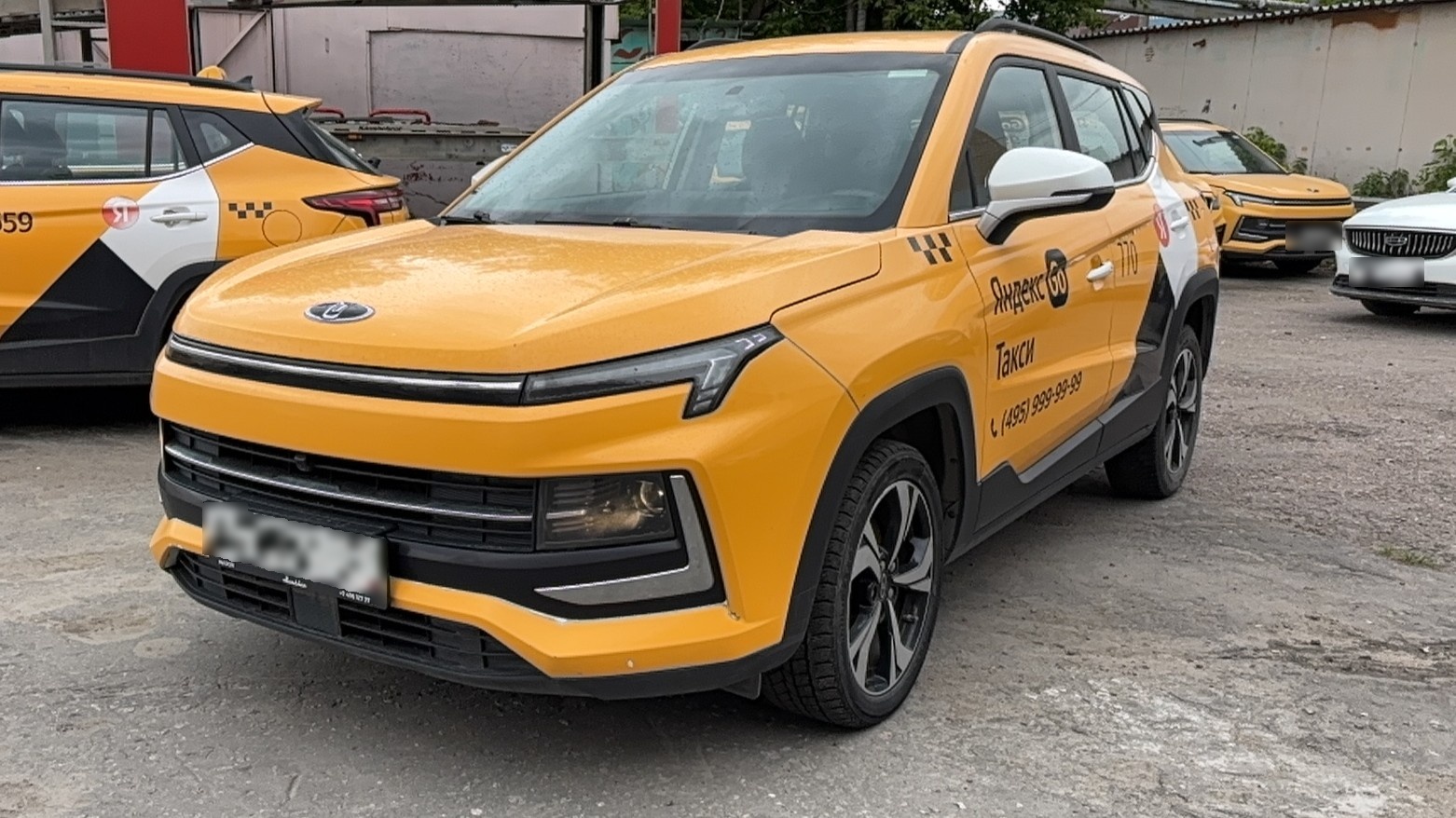 МОСКВИЧ Стандарт 1.5Т CVT — Б/У, 2023 г.