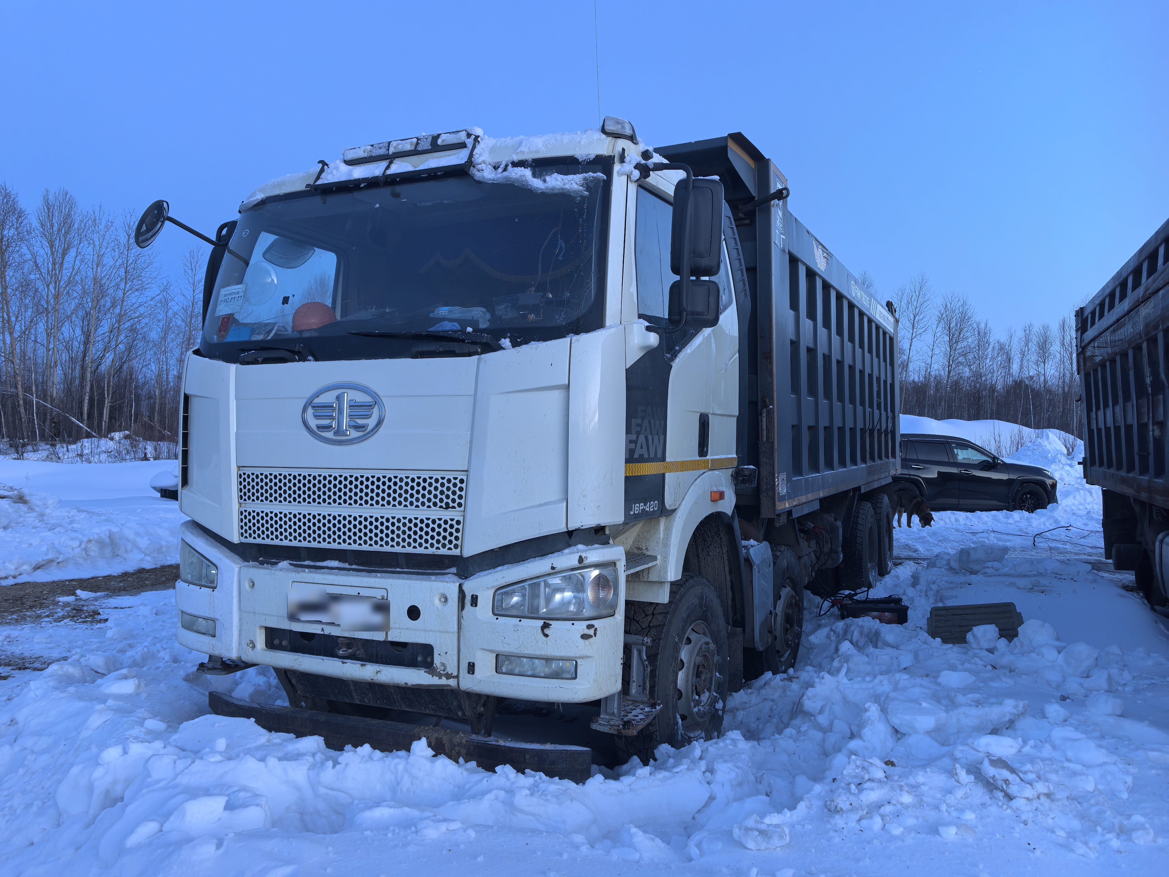 FAW J6* 8x4 Самосвал — Б/У, 2022 г.