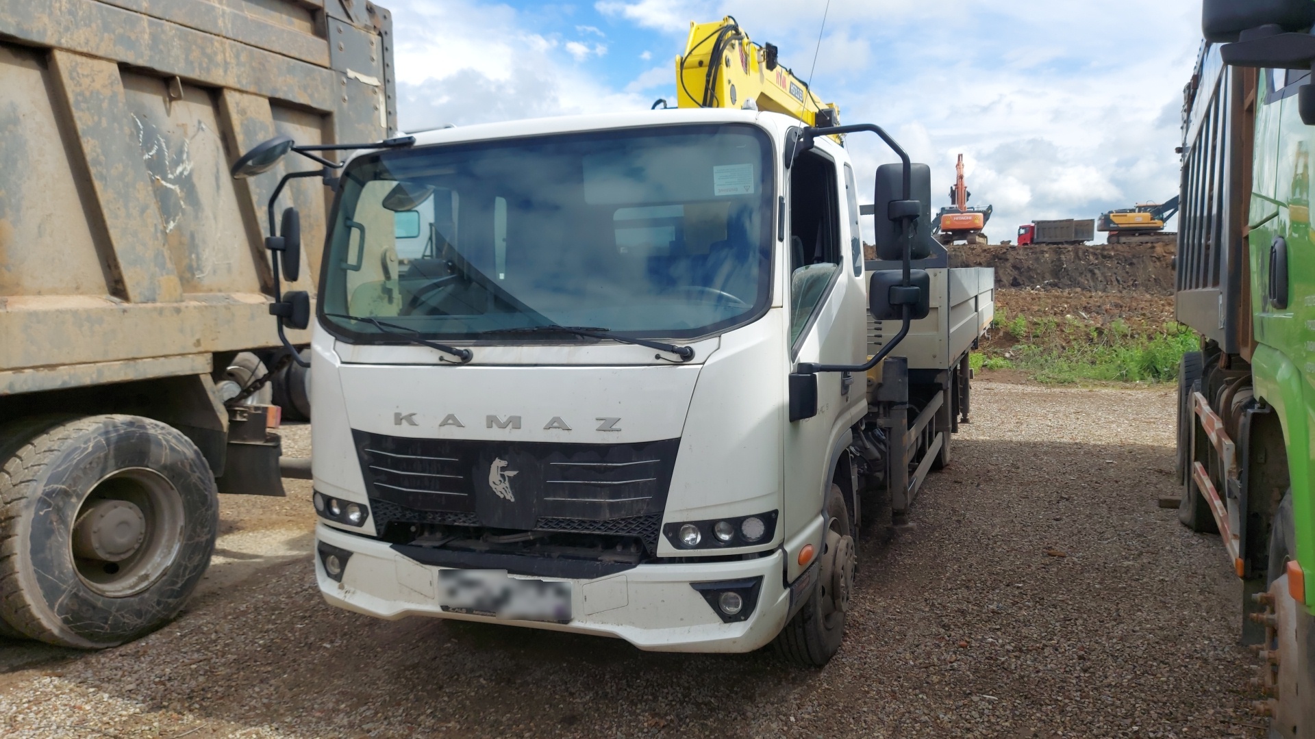 Кран центр "КАМАЗ" 659800 с КМУ Hyva Crane HST3.2E3 — Б/У, 2024 г.