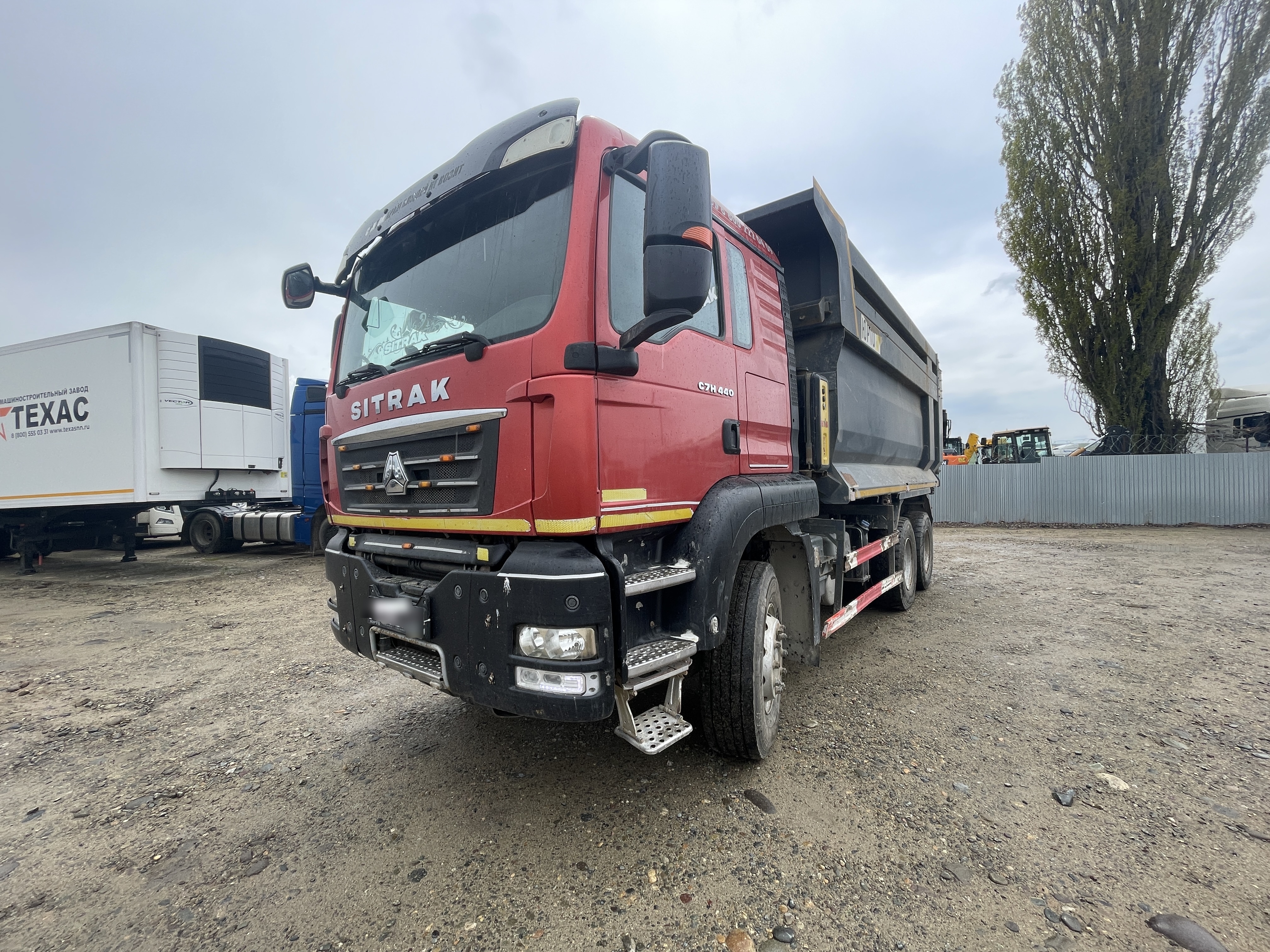 SITRAK ZZ3256V384ME — Б/У, 2023 г.
