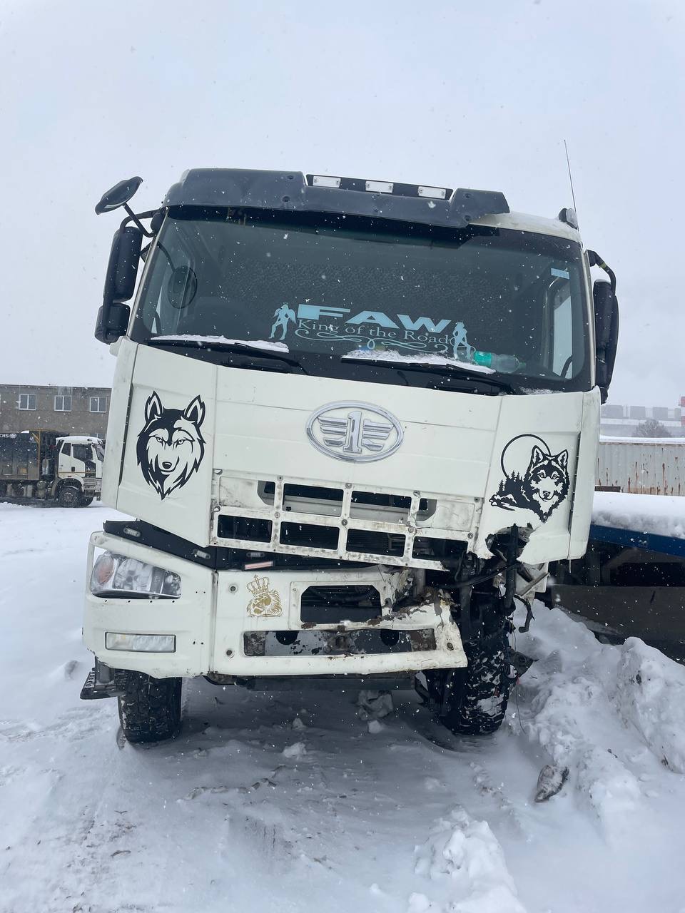 FAW J6 8x4 Самосвал СА3310Р66K24T4E5 — Б/У, 2023 г.