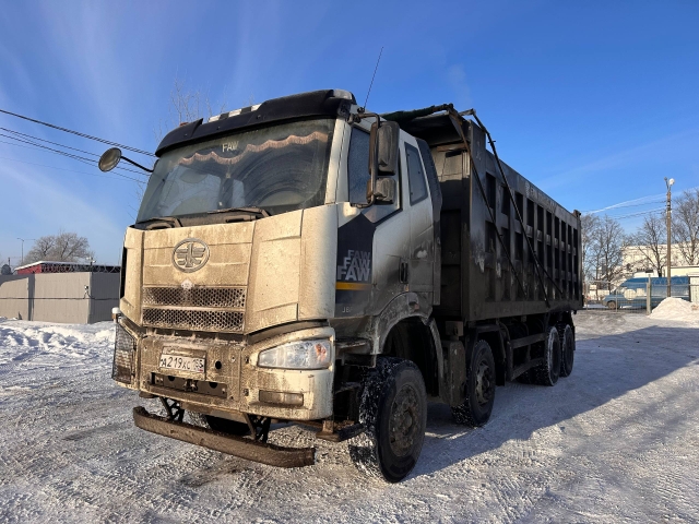 FAW J6 8x4 Самосвал CA3310P66K24T4E5 — Б/У, 2023 г.