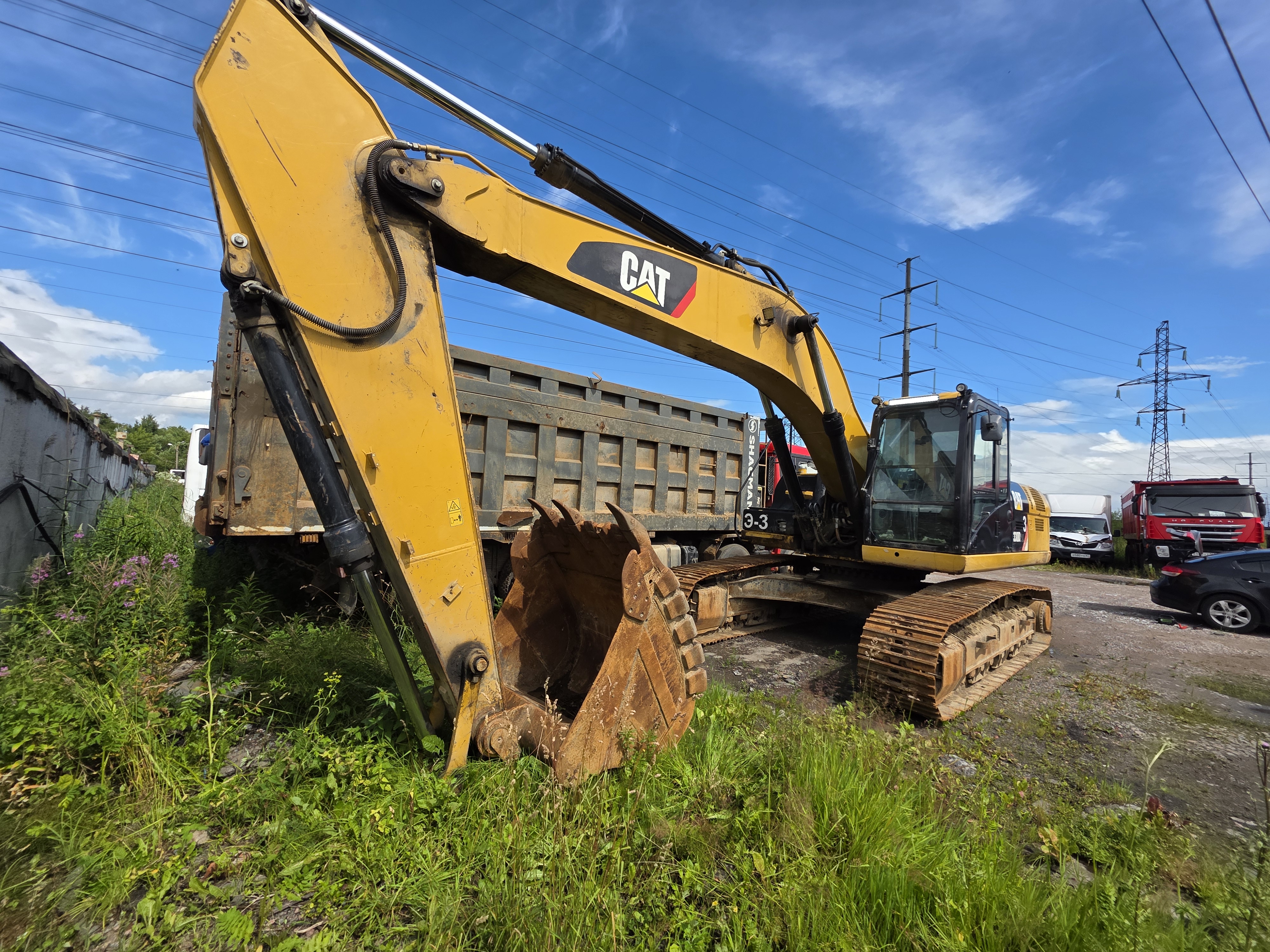 CATERPILLAR 330 Экскаватор — Б/У, 2018 г.